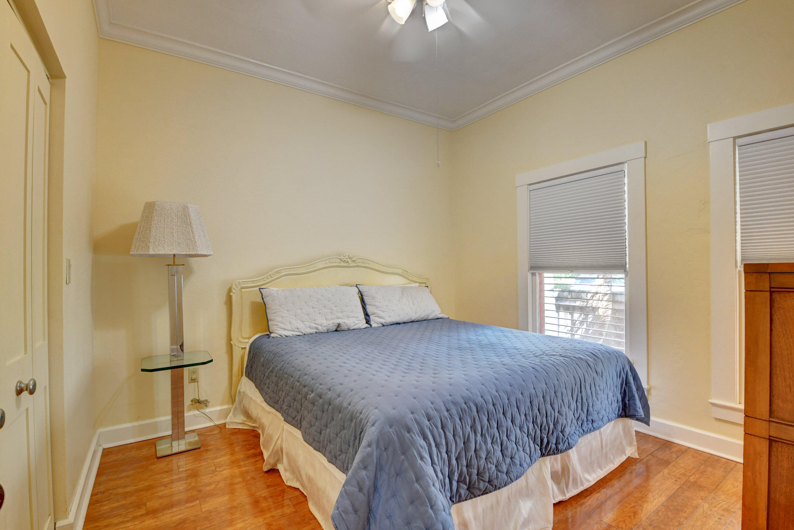 219 S Swinton Avenue