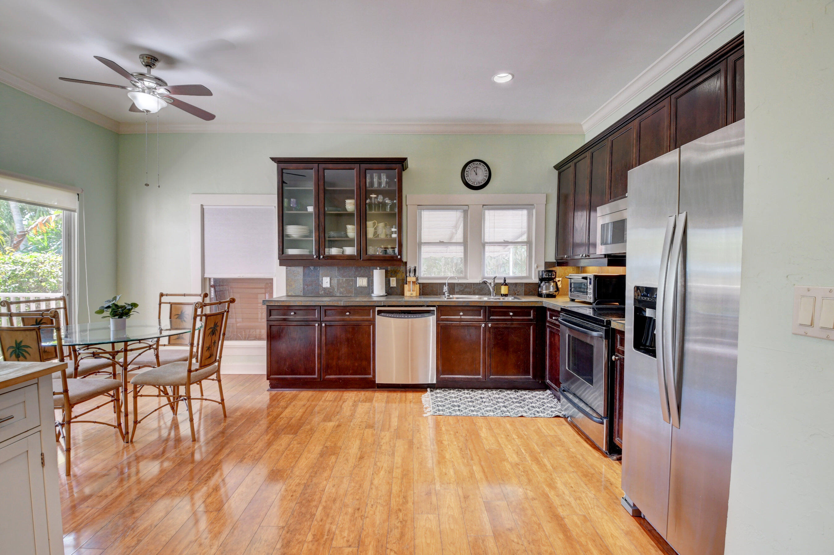 219 S Swinton Avenue