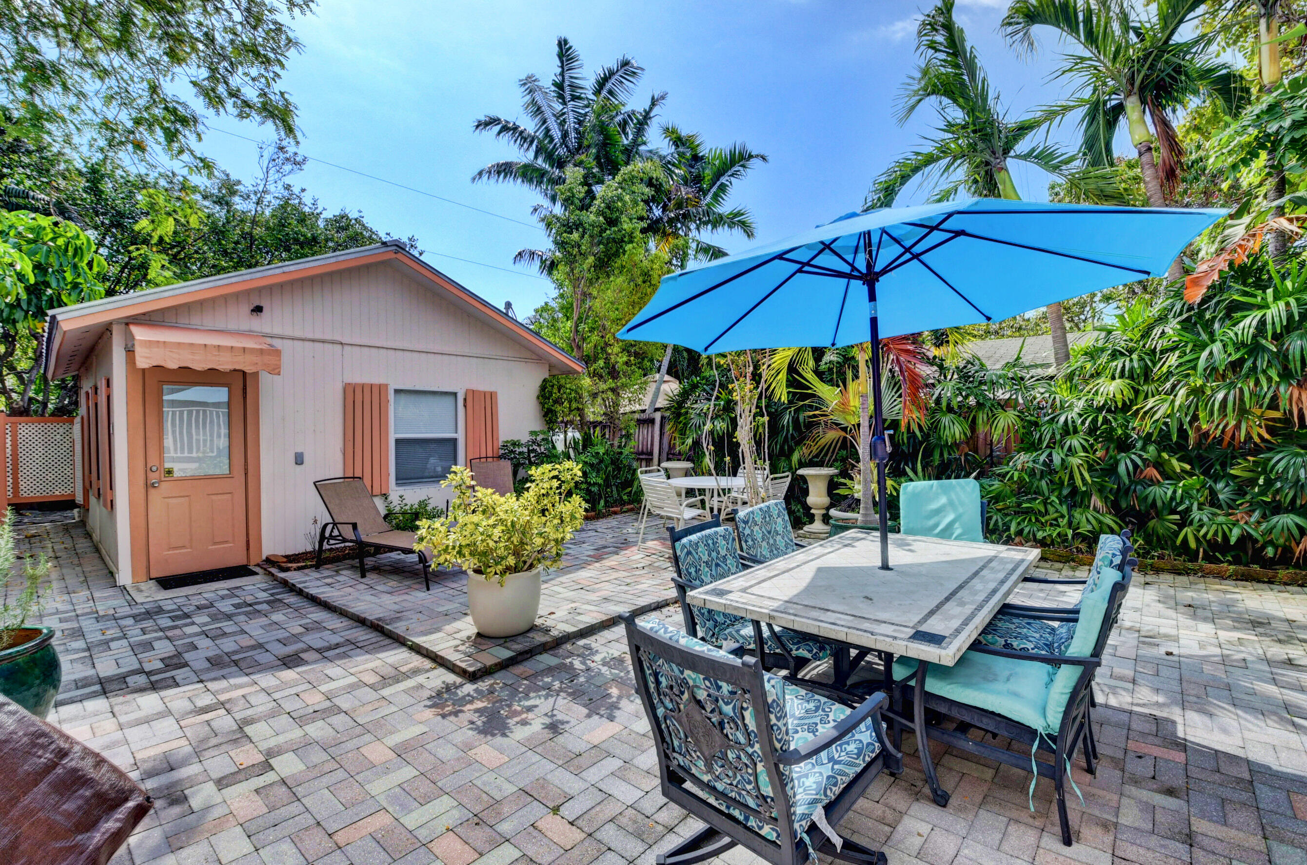 219 S Swinton Avenue