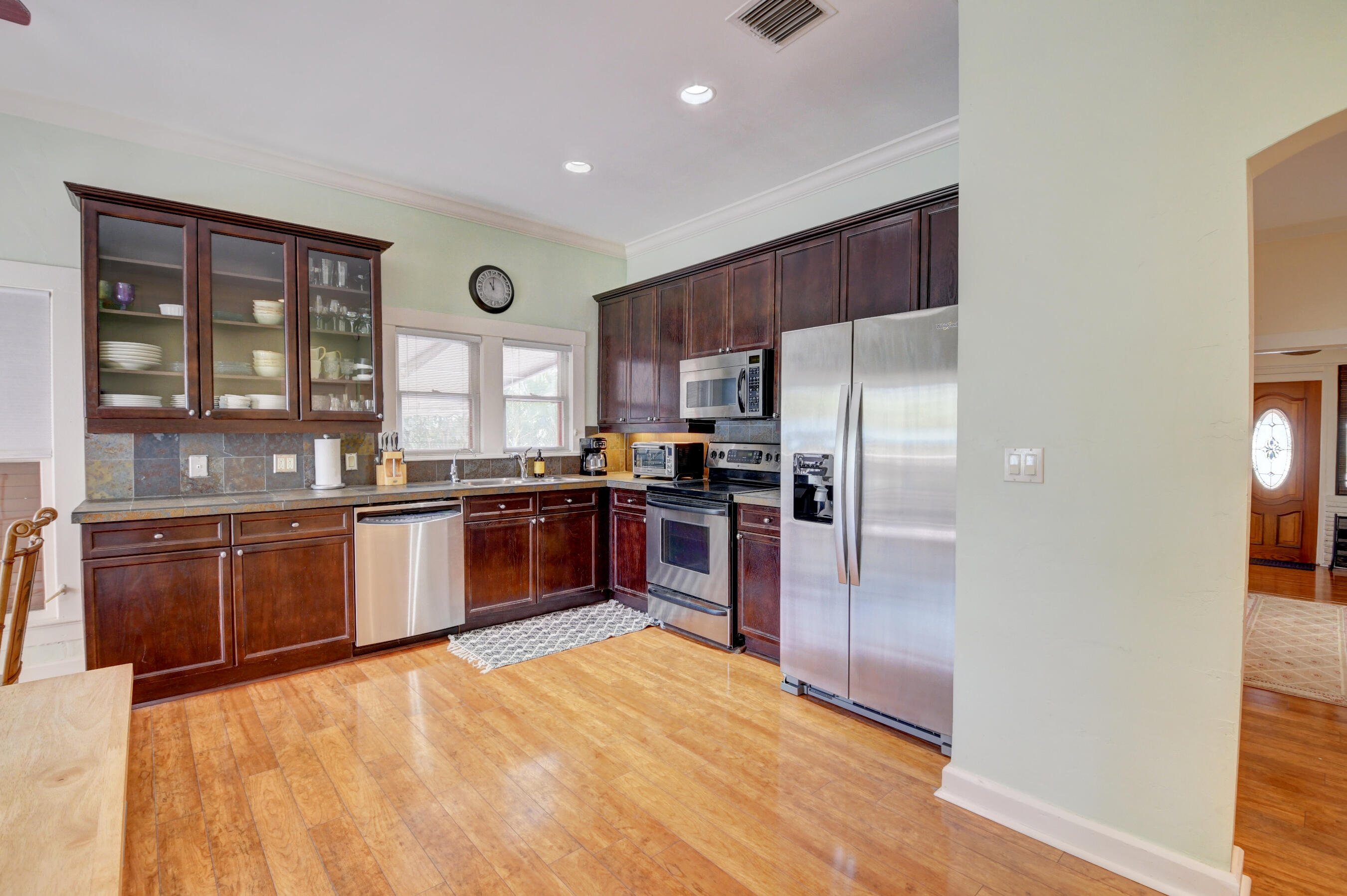 219 S Swinton Avenue