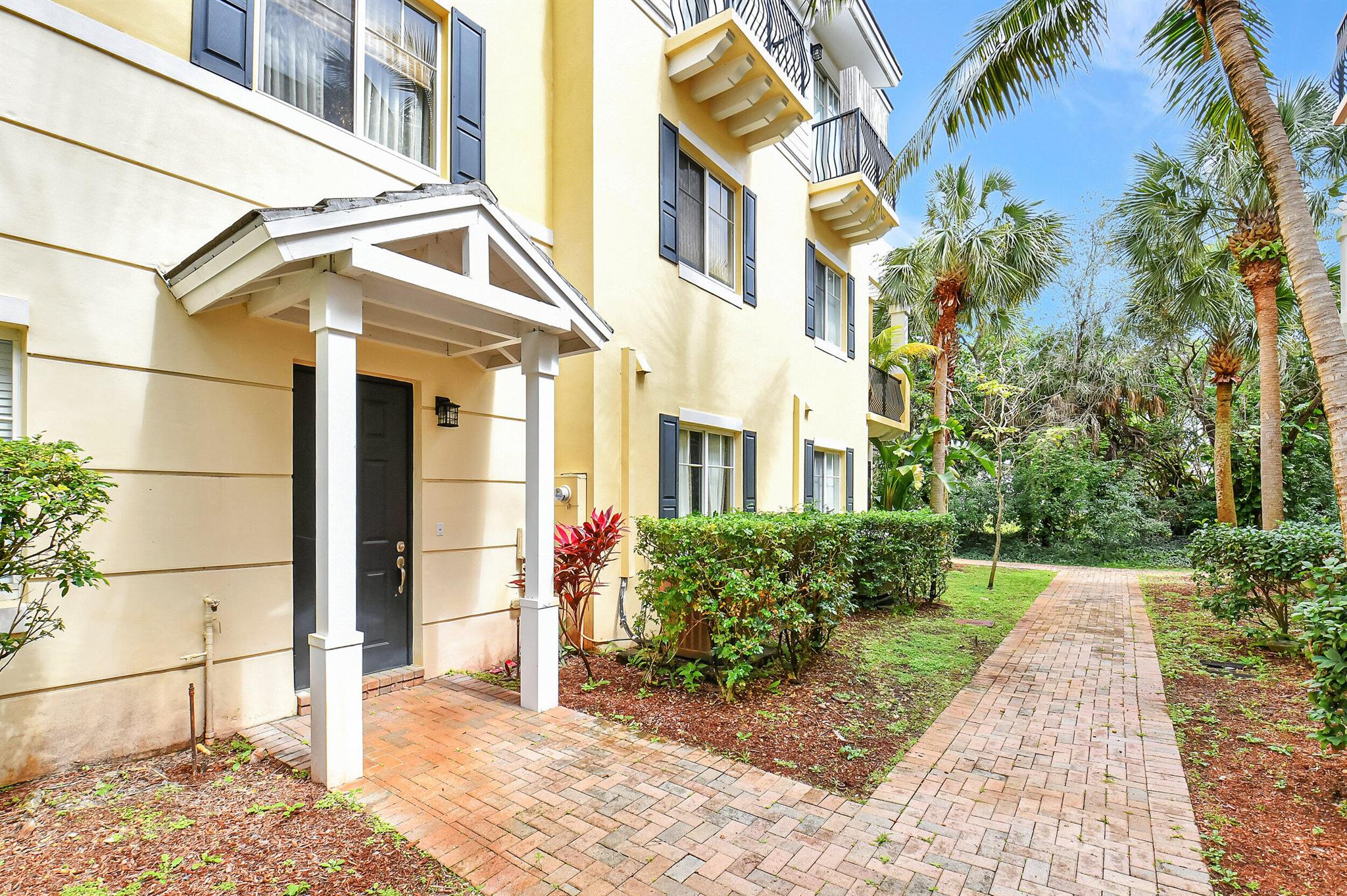 3622 NW 5th Terrace 3622