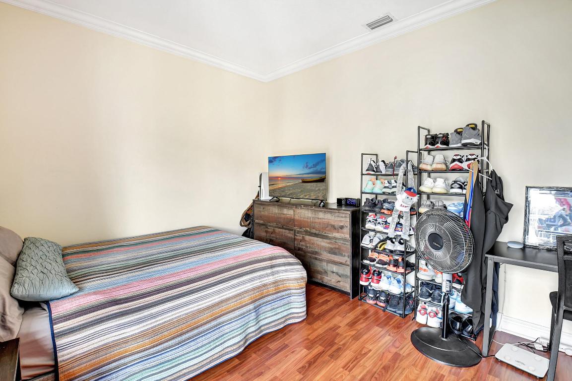 3622 NW 5th Terrace 3622