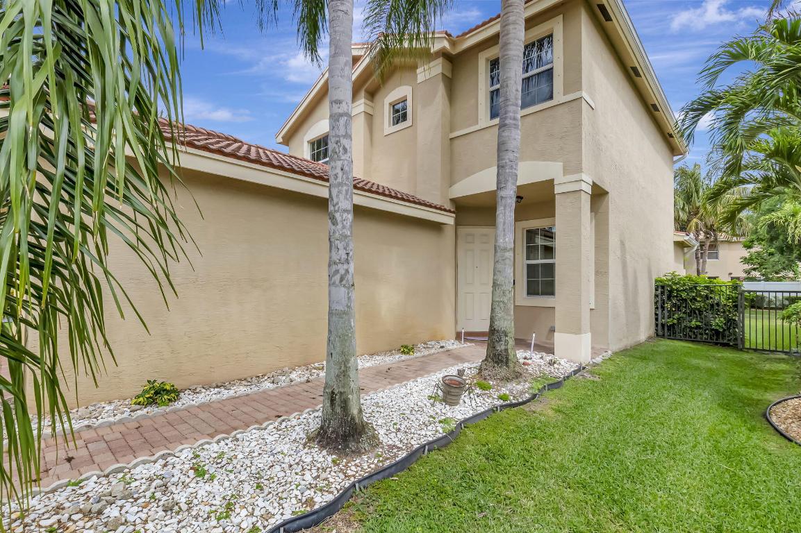 11043 Bitternut Hickory Lane