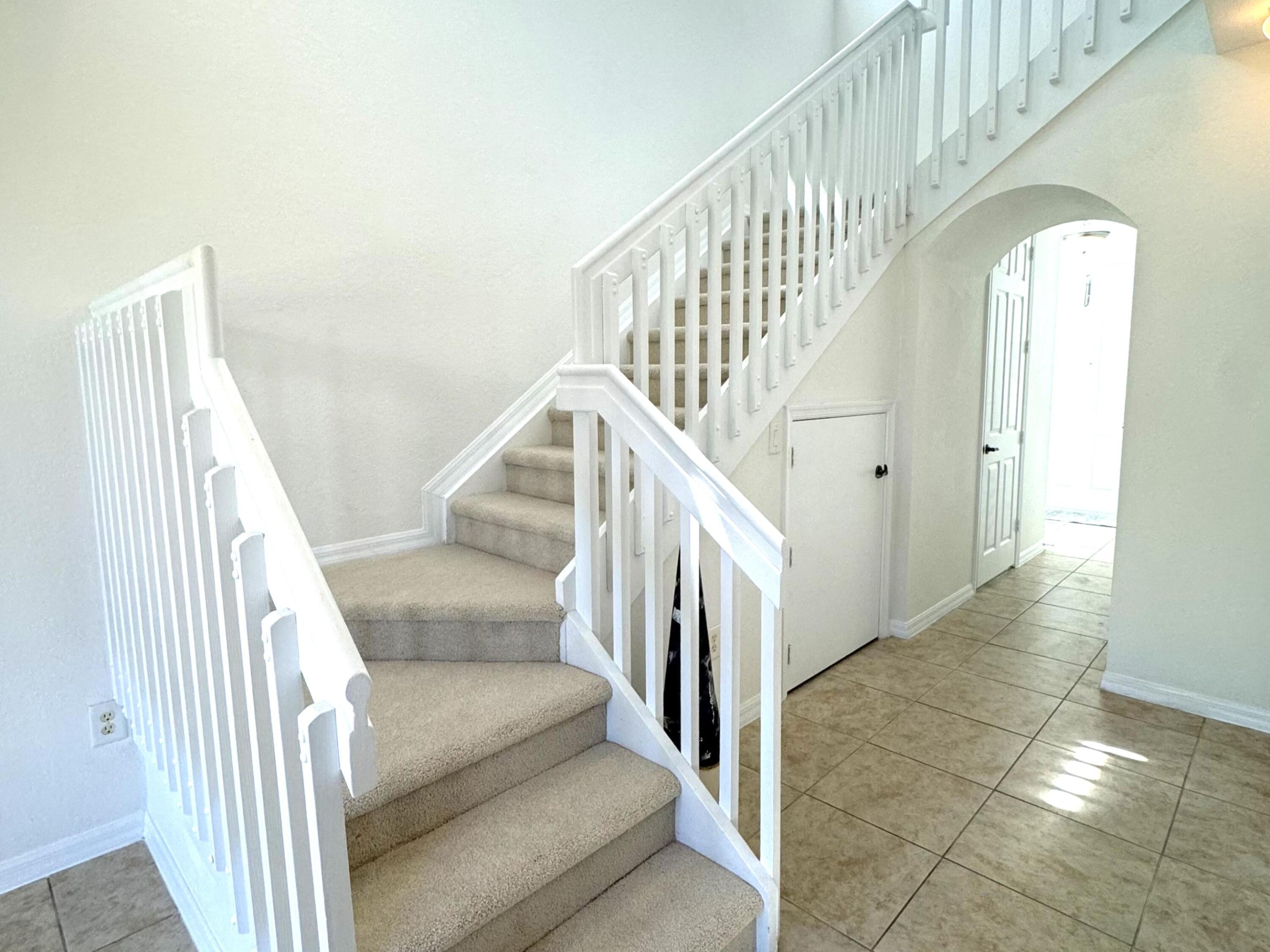 106 S Longport Circle H