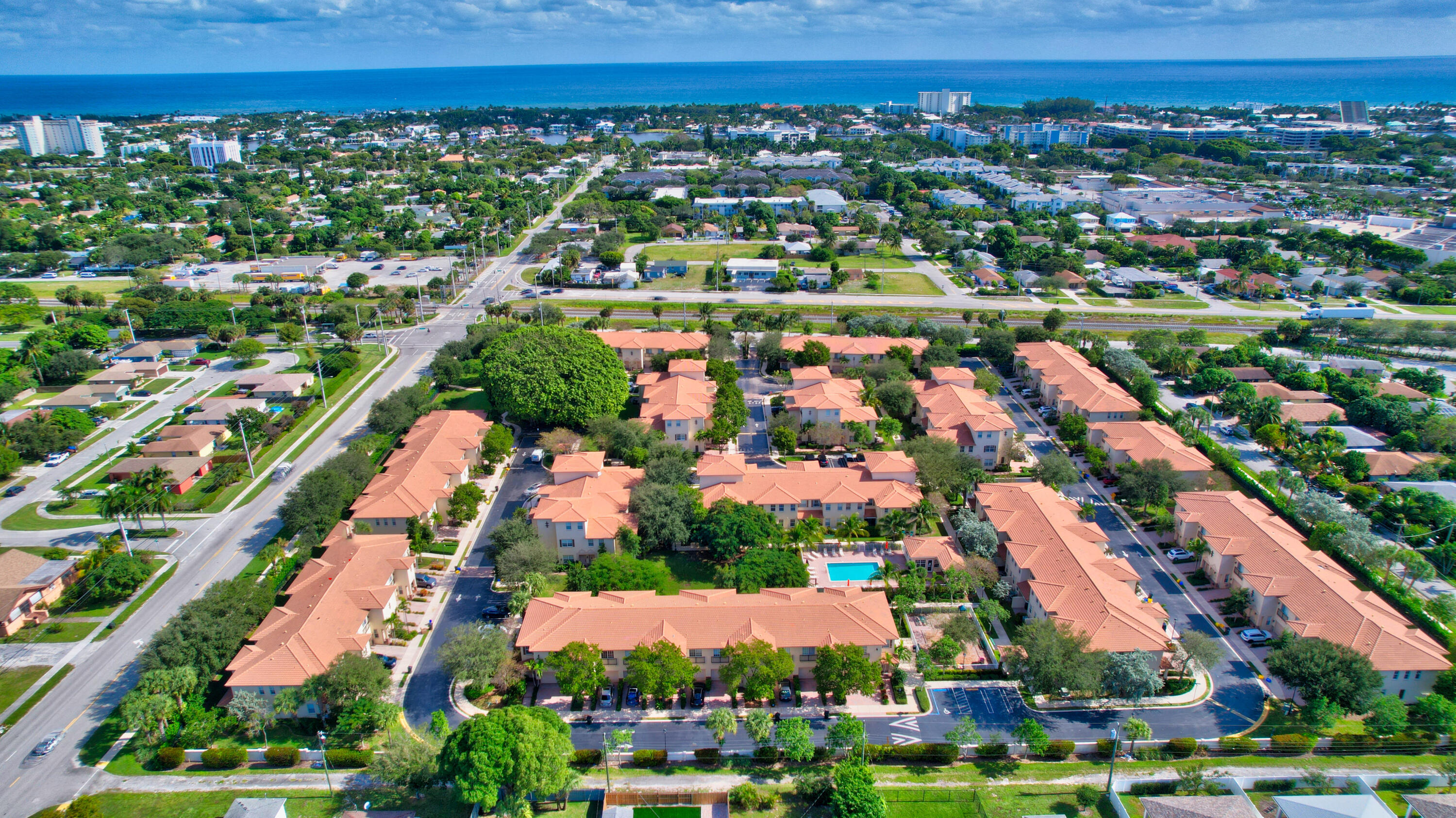 106 S Longport Circle H