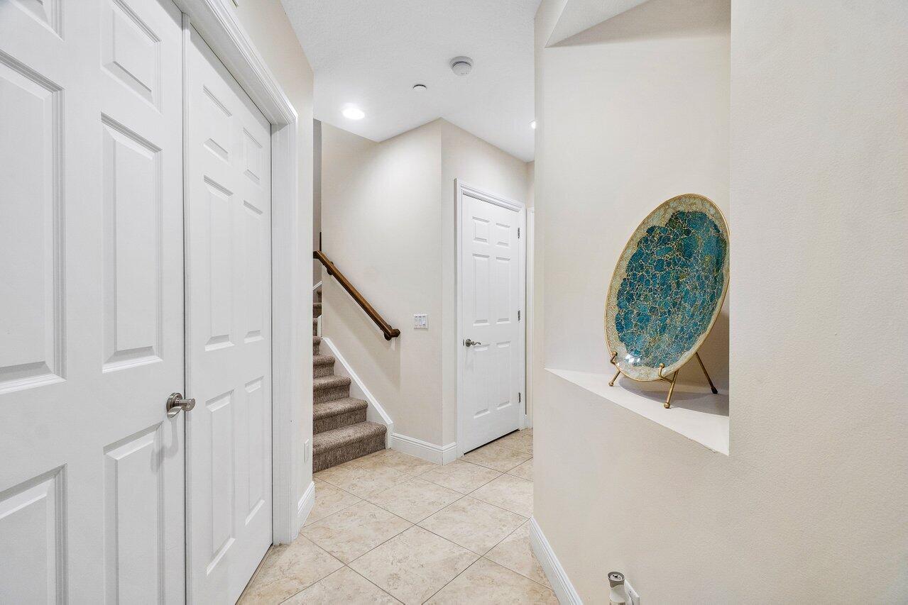 809 Estancia Way