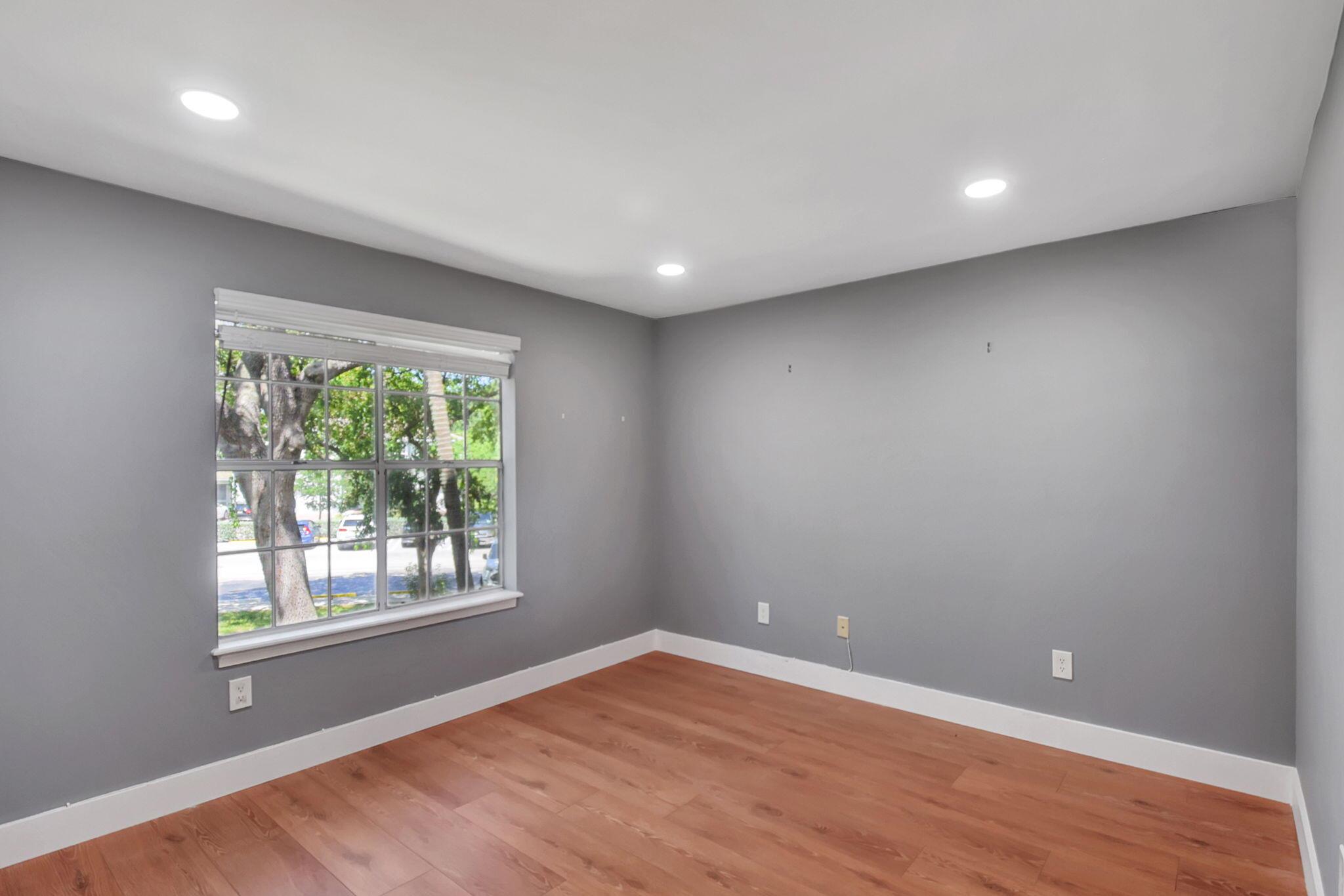 1011 Crystal Way J