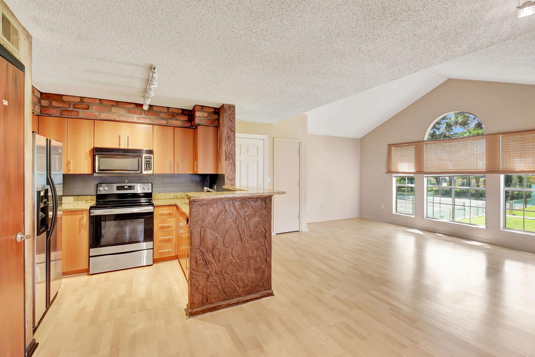 1011 Crystal Way J