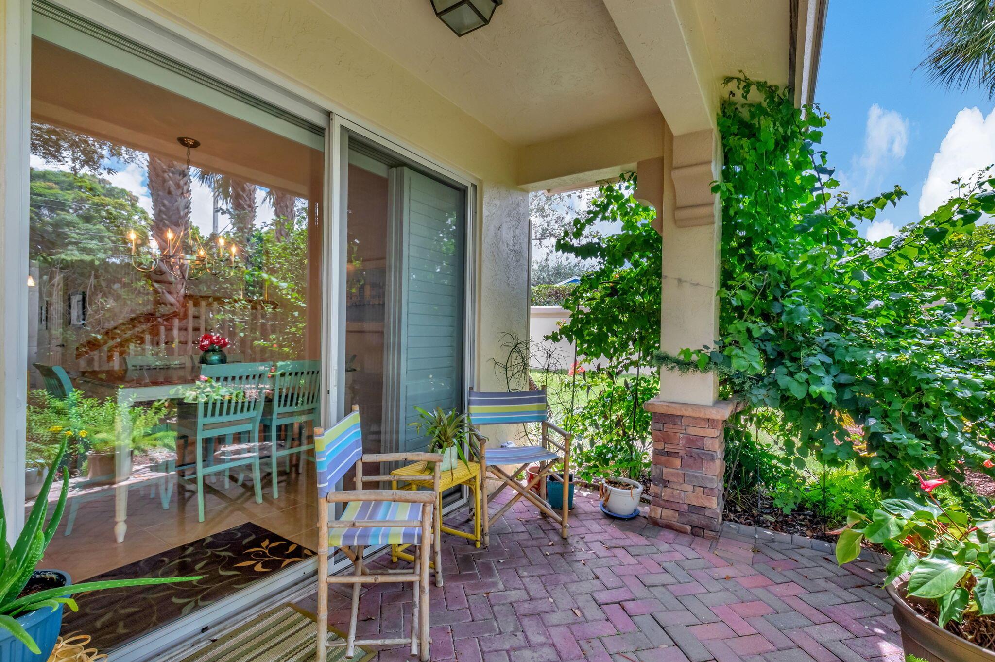 125 N Longport Circle A