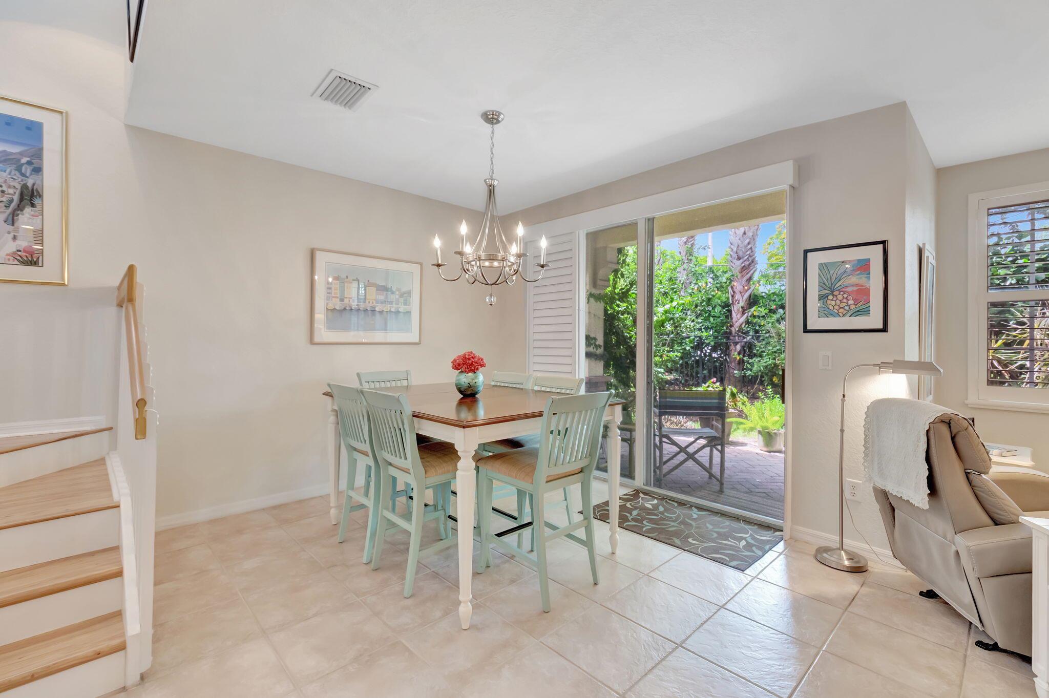 125 N Longport Circle A