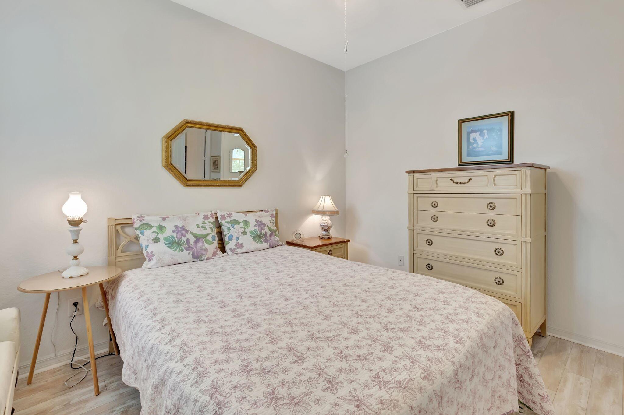 125 N Longport Circle A