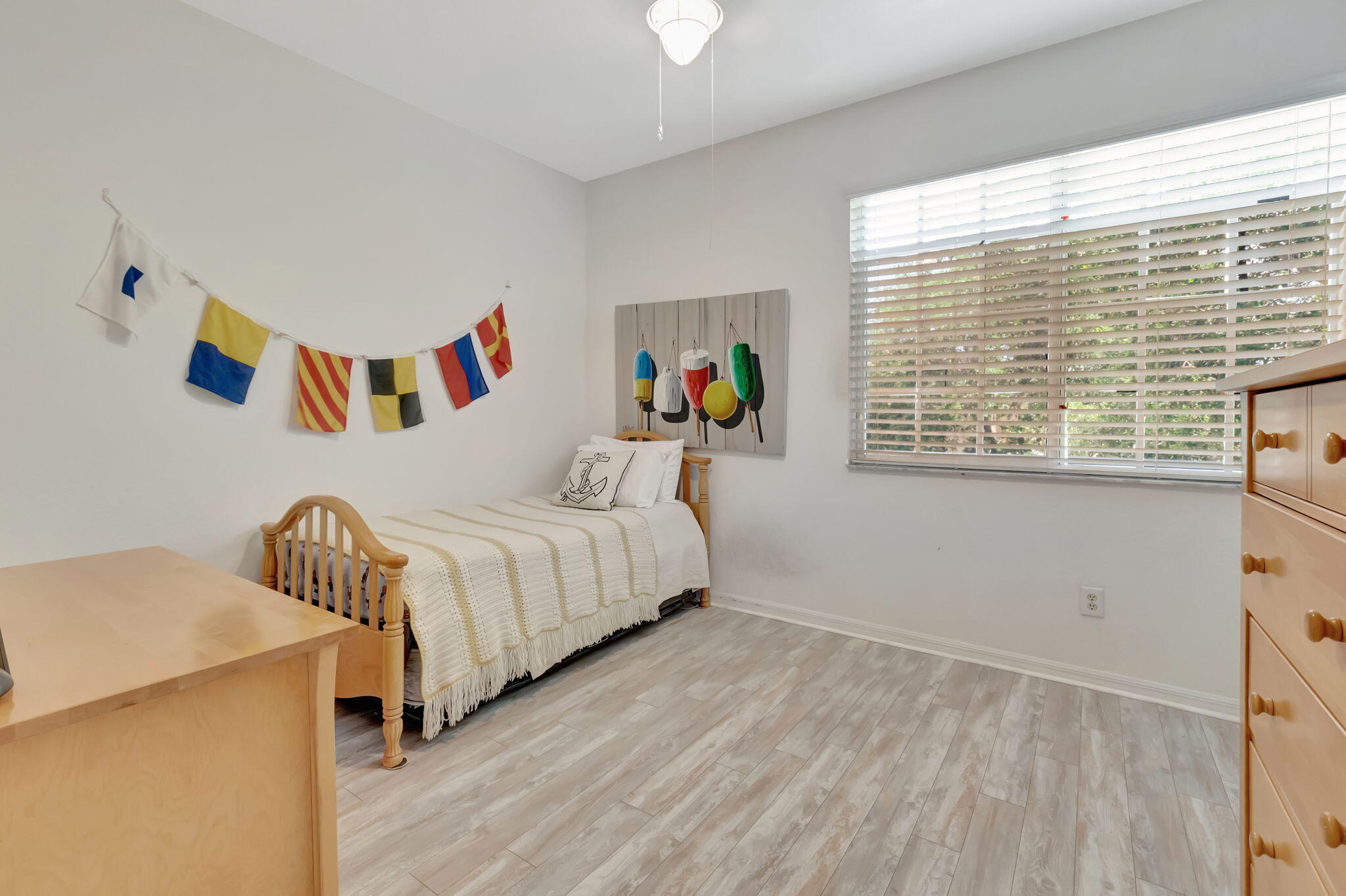 125 N Longport Circle A