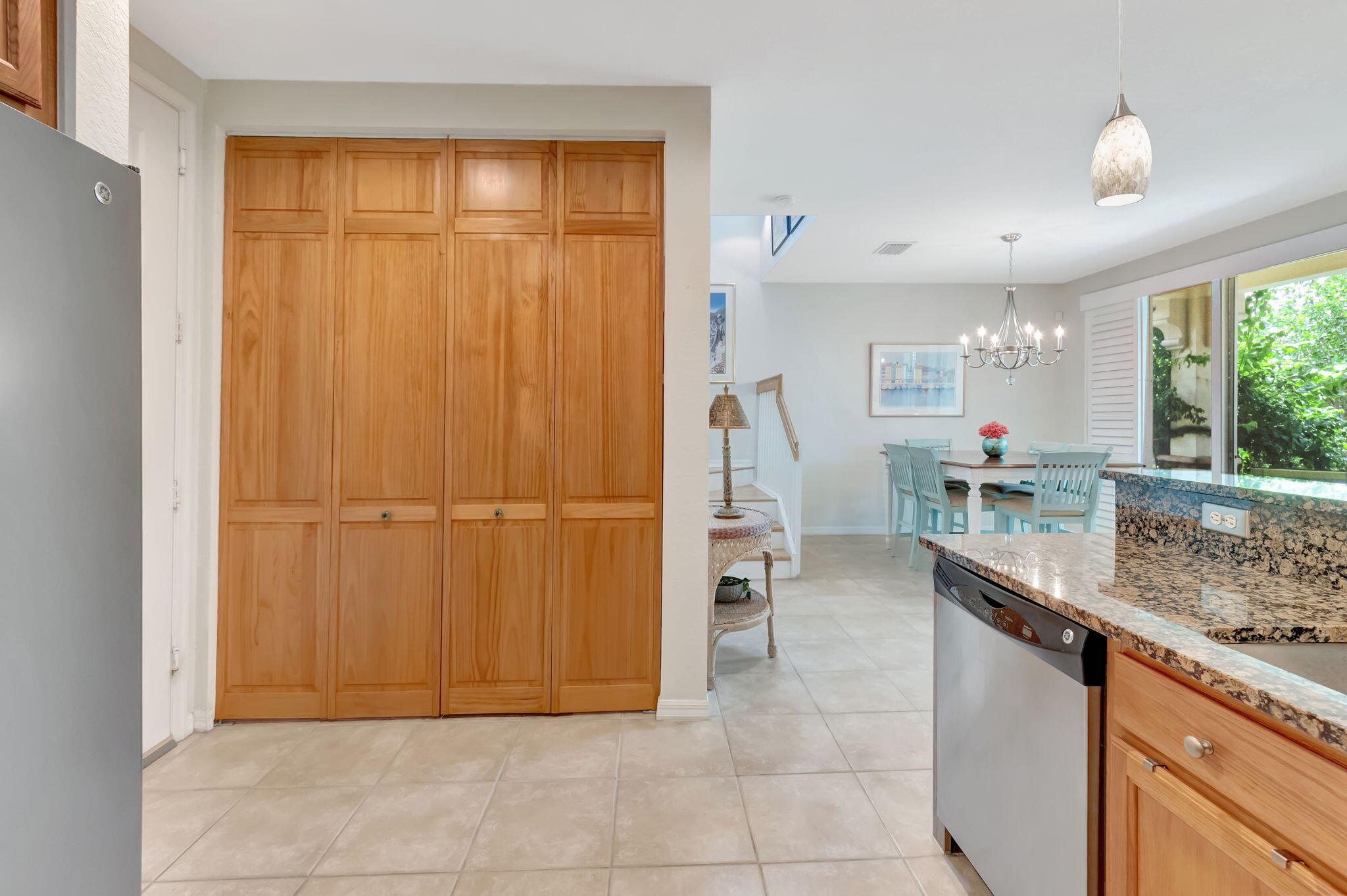 125 N Longport Circle A