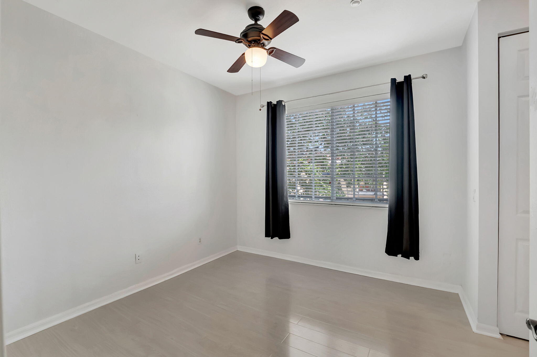 118 N Longport Circle D1