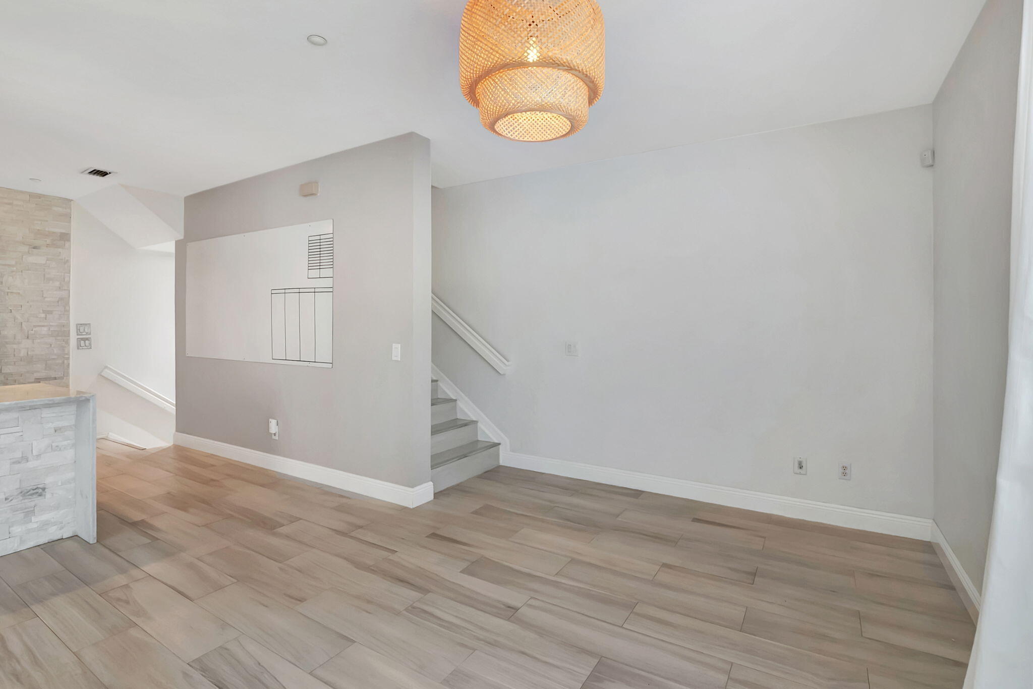 118 N Longport Circle D1