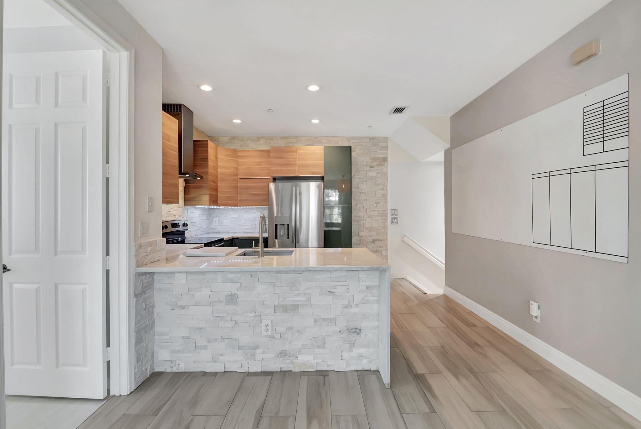 118 N Longport Circle D1