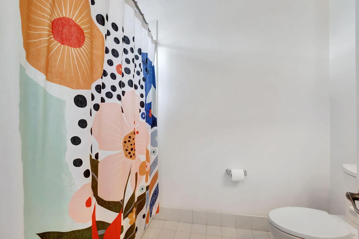 118 N Longport Circle D1