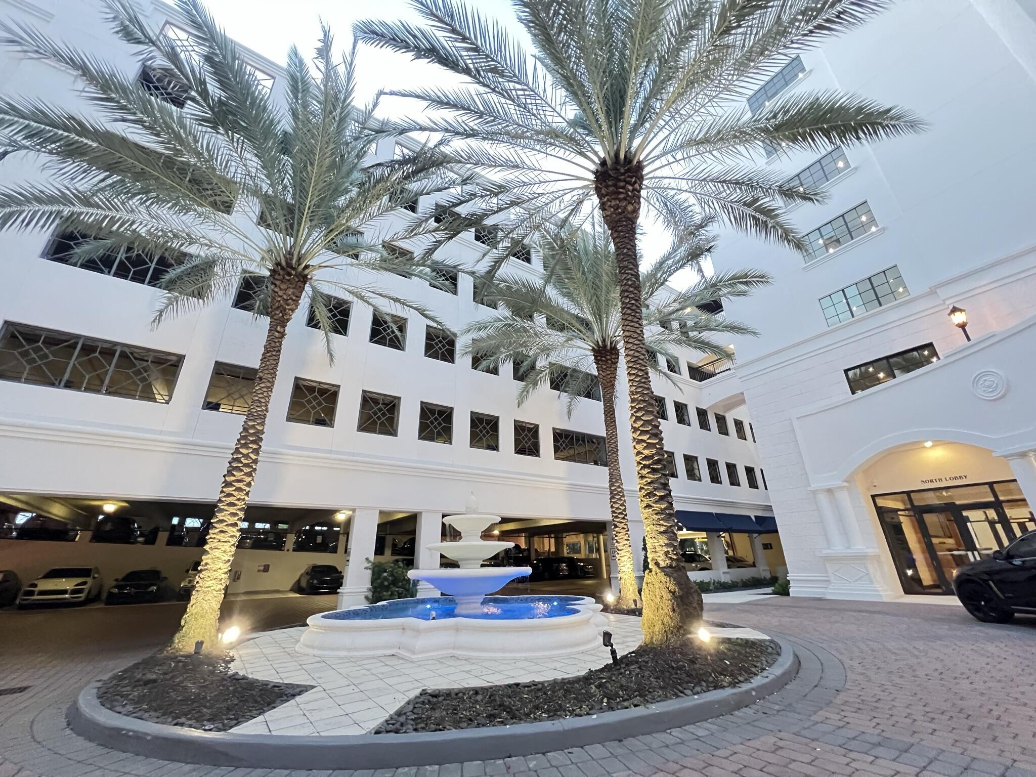 233 S Federal Hwy Highway 704