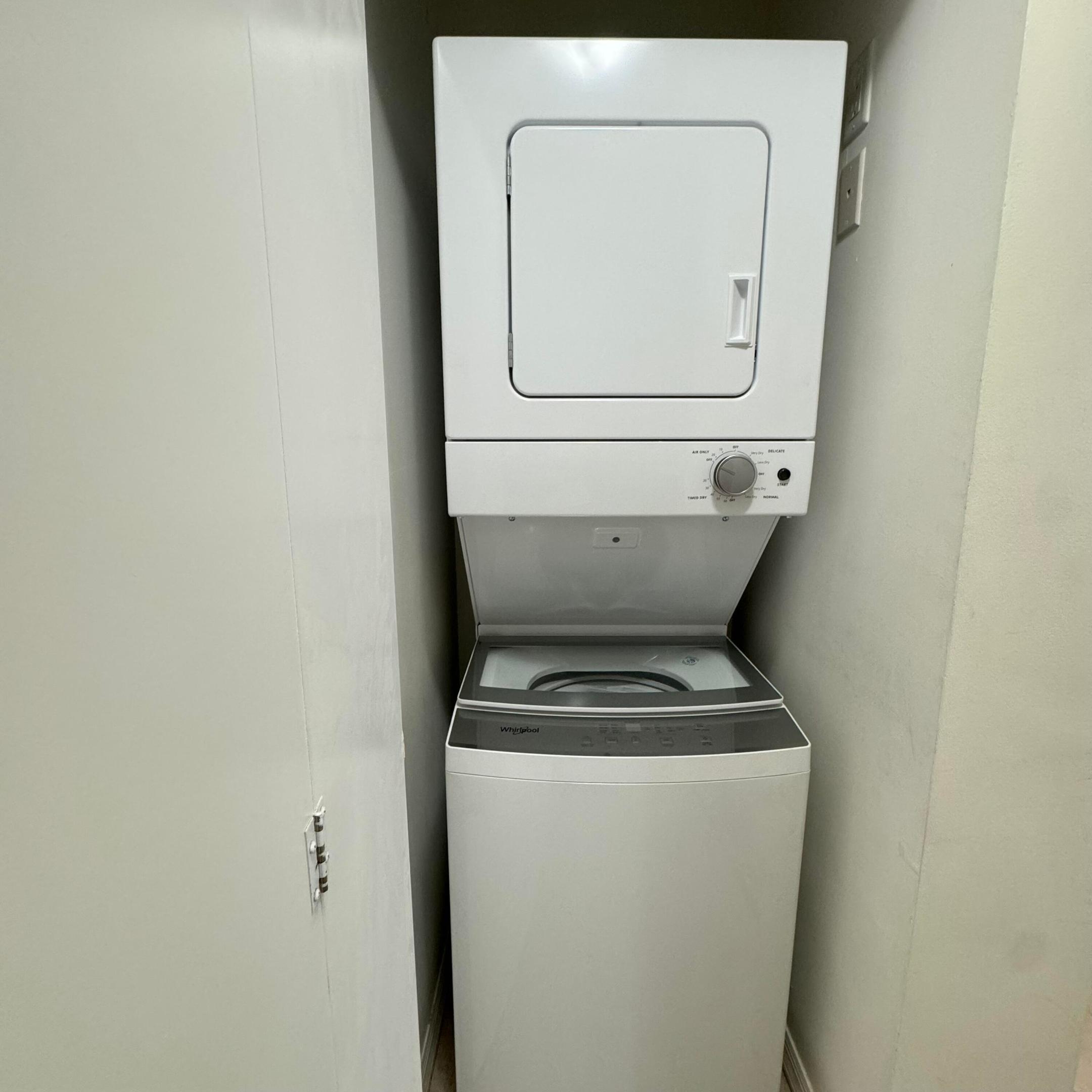 233 S Federal Hwy Highway 704