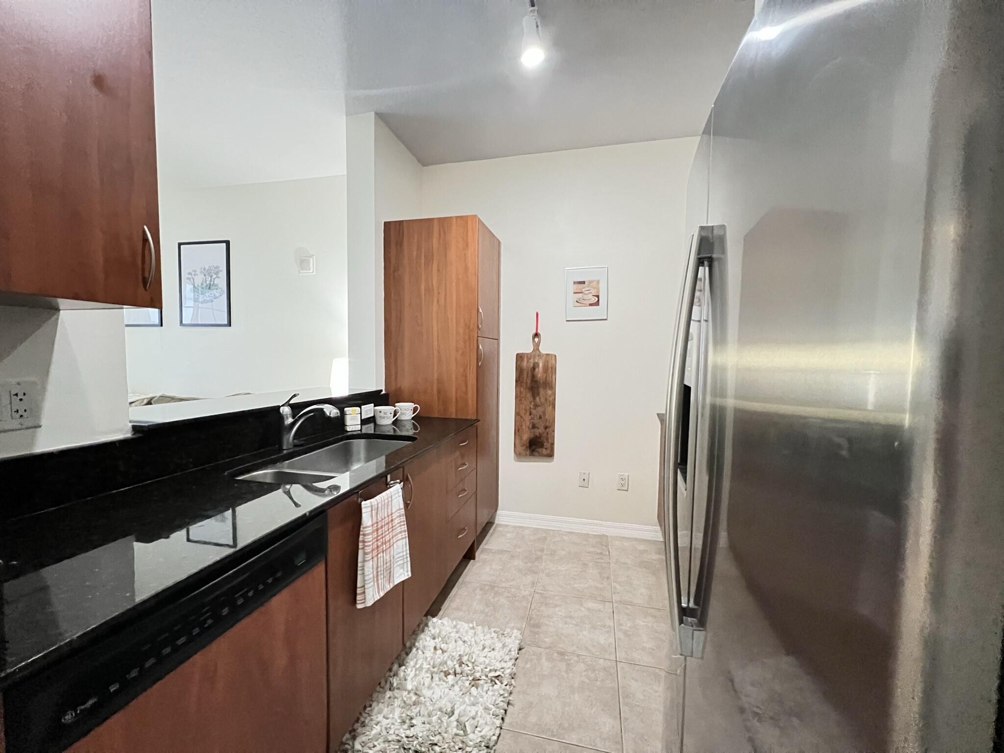 233 S Federal Hwy Highway 704