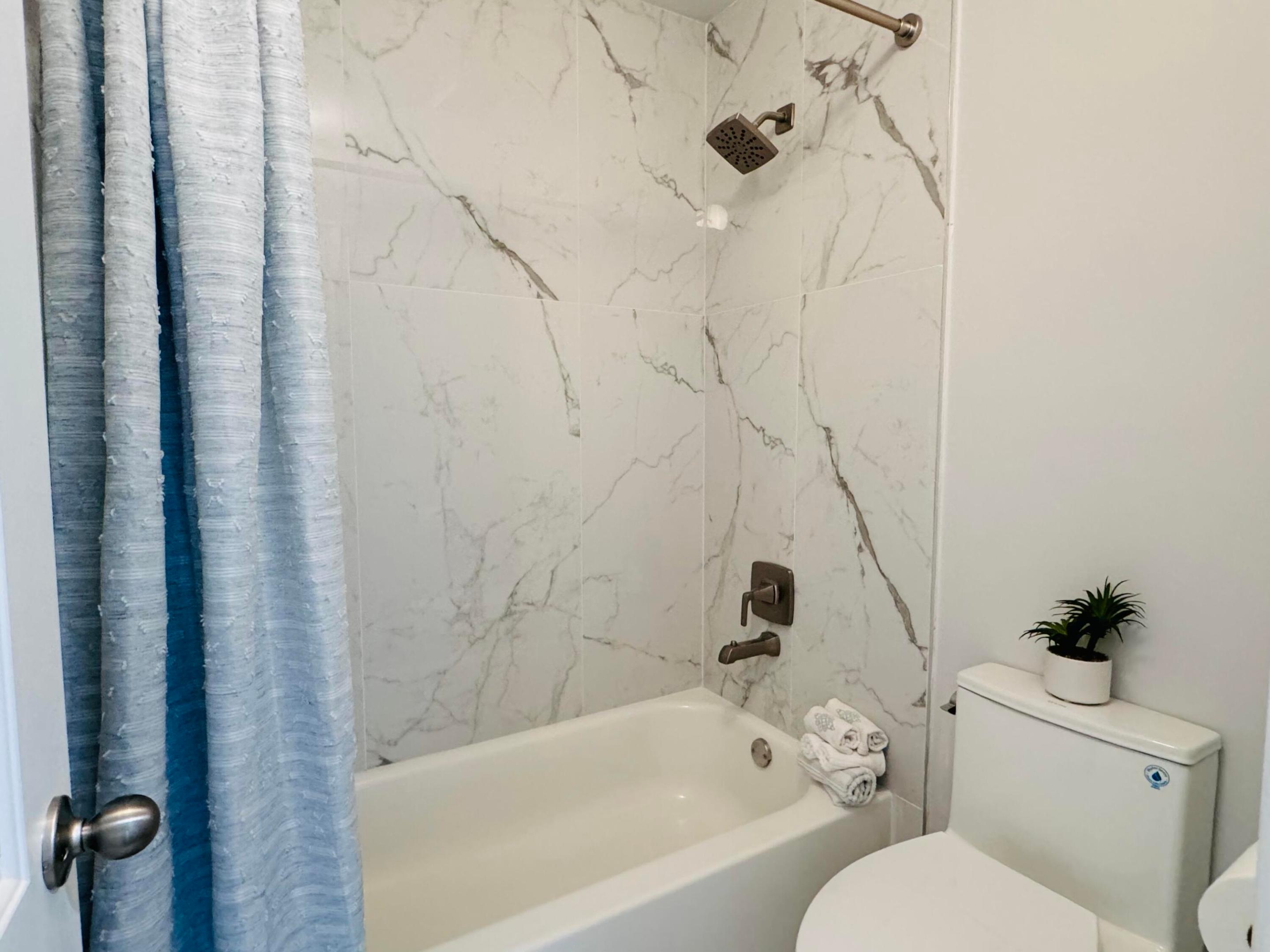 7652 Courtyard Run W