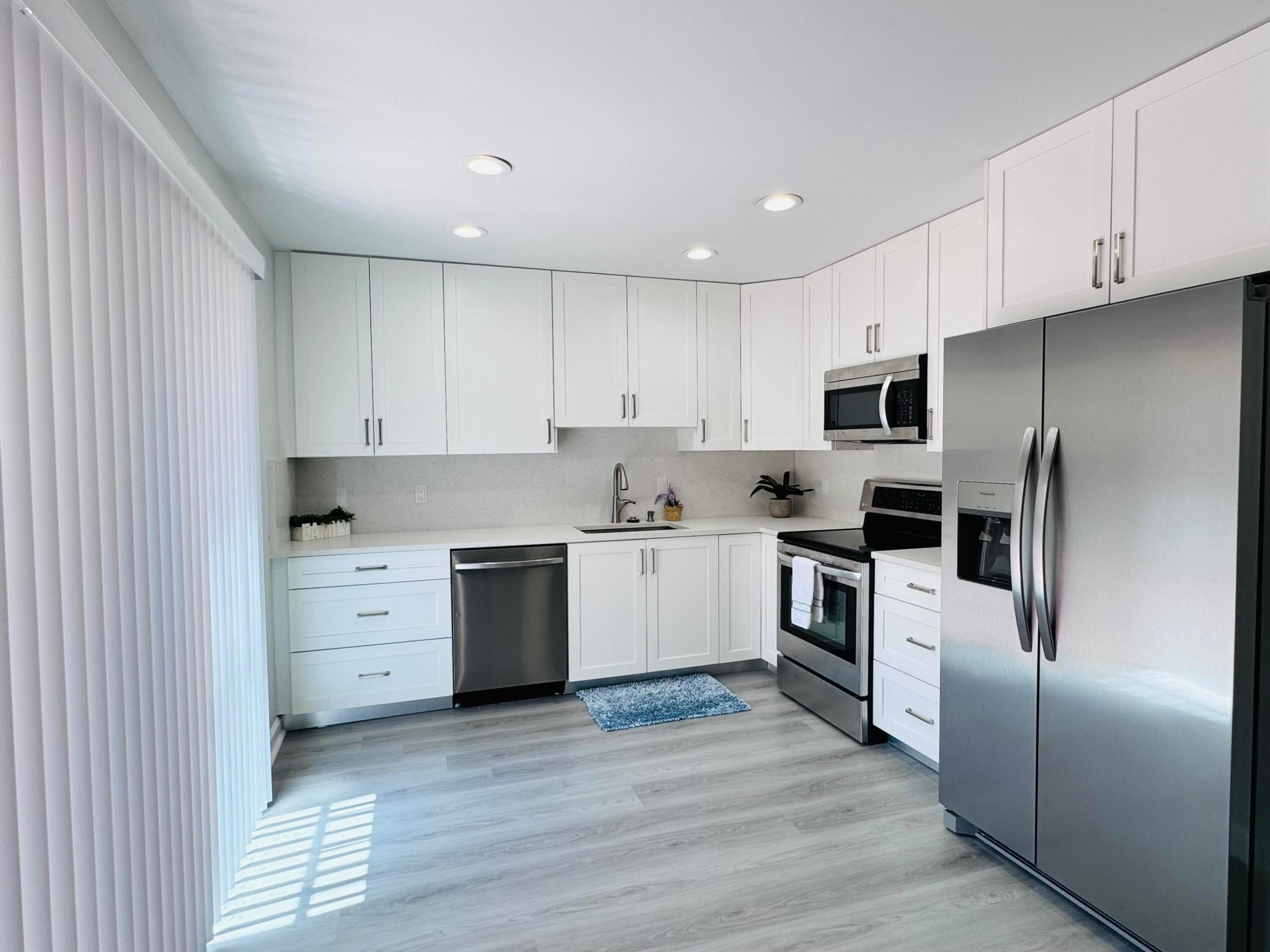 7652 Courtyard Run W