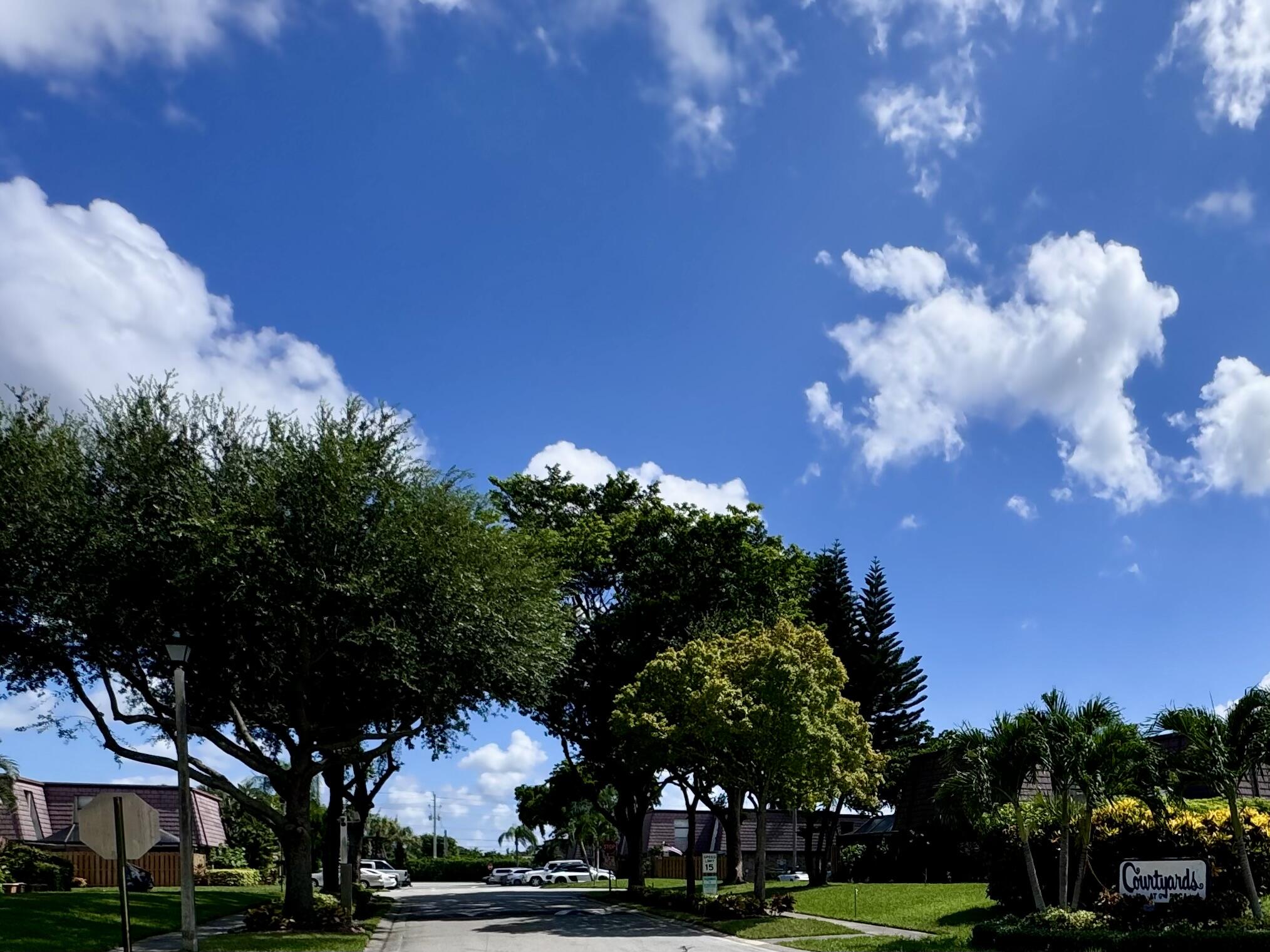 7652 Courtyard Run W