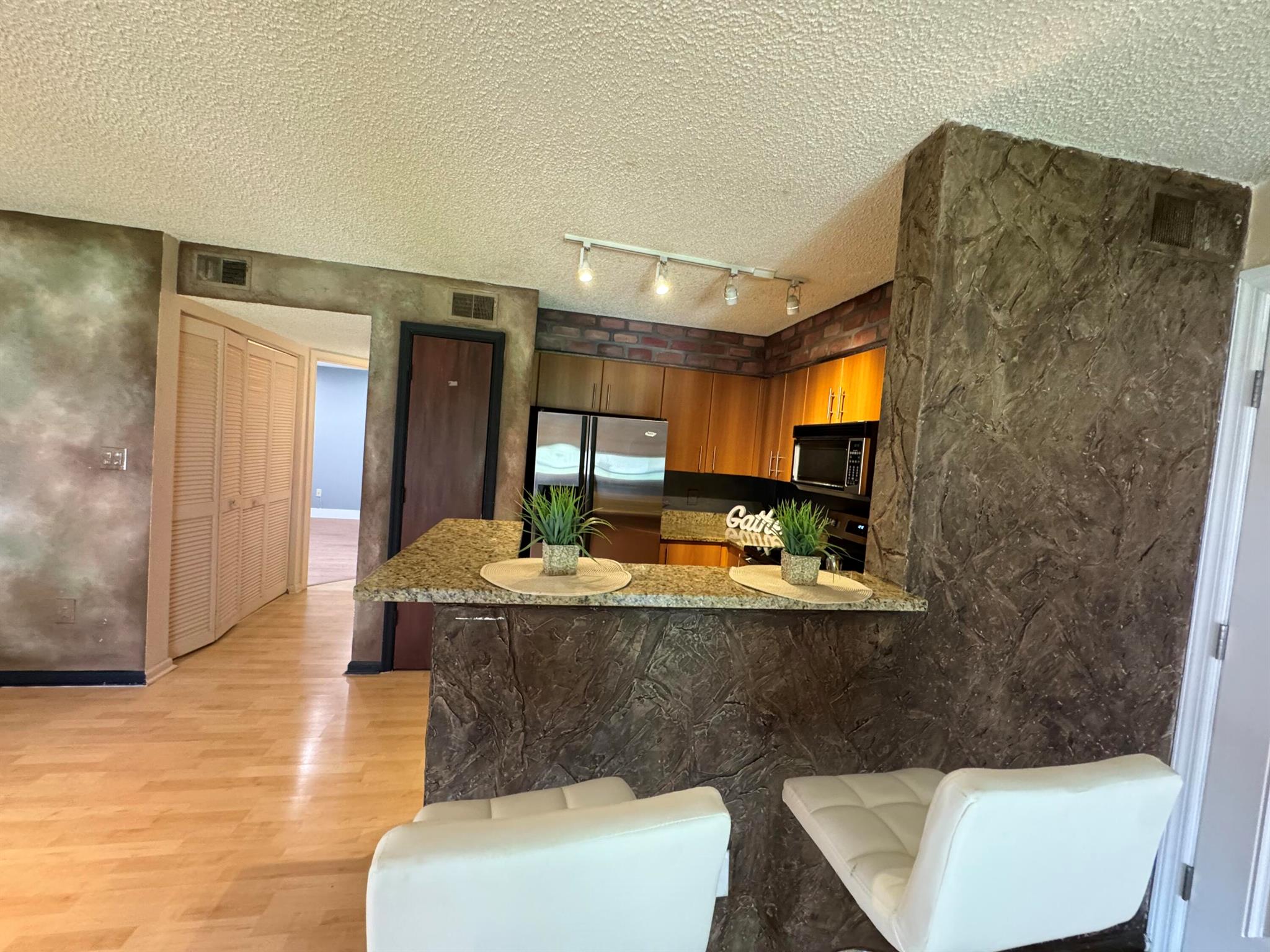 1011 Crystal Way J