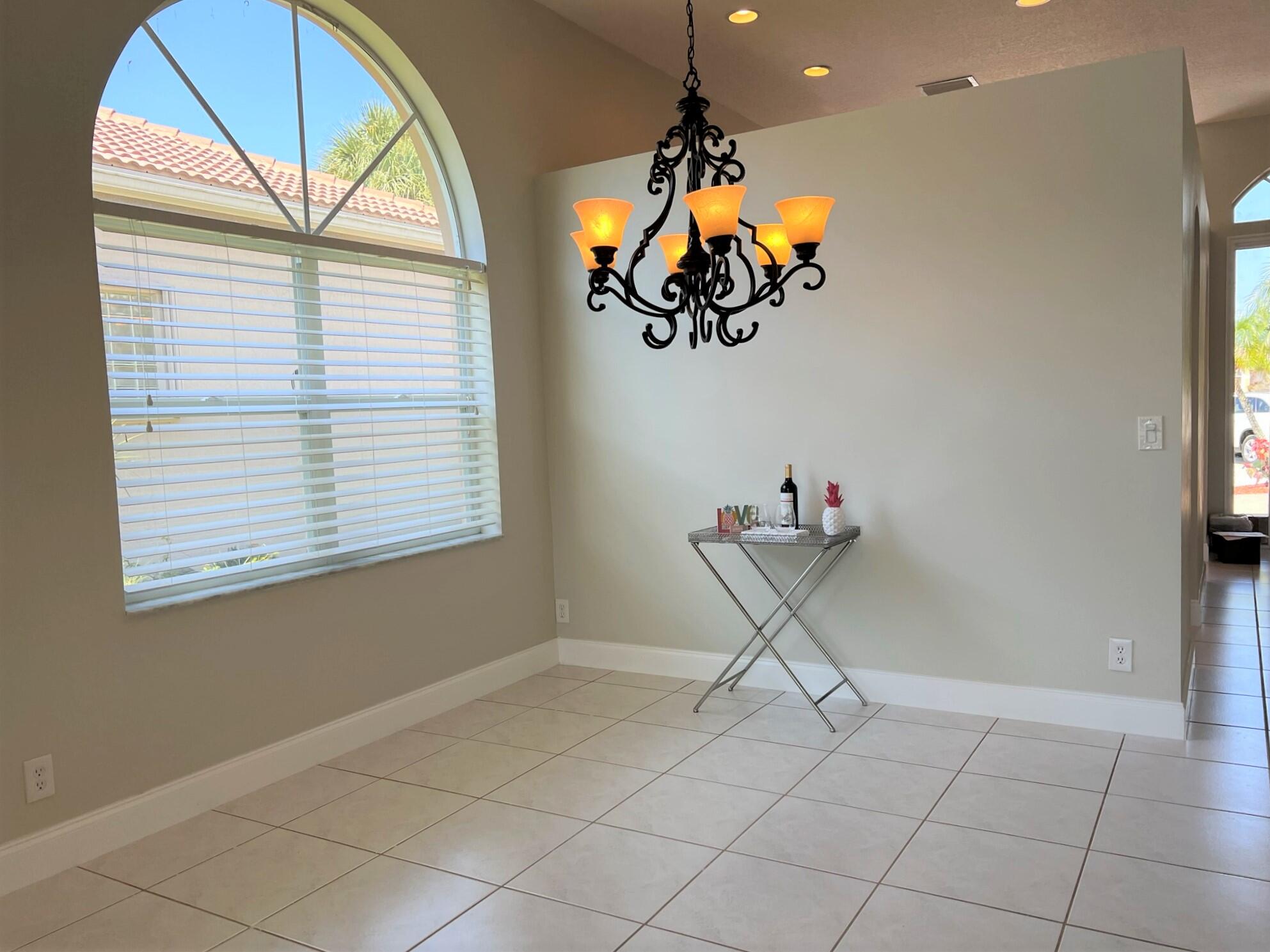 16658 La Mesa Drive