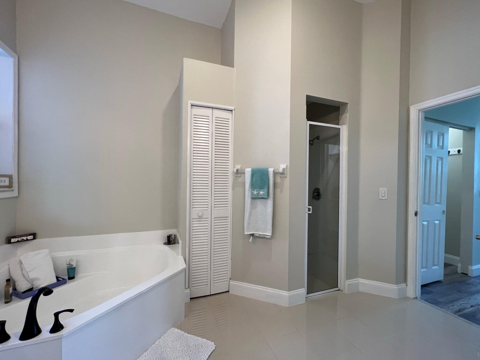 16658 La Mesa Drive