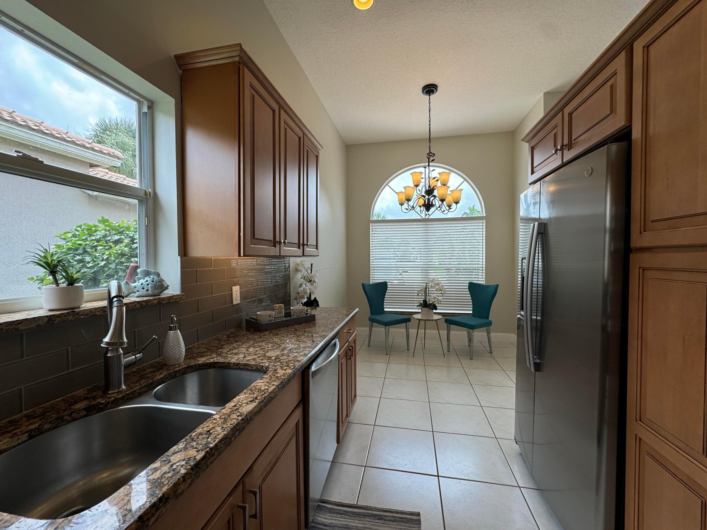 16658 La Mesa Drive