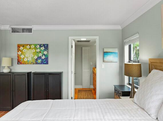 501 W Greensward Lane 101-C