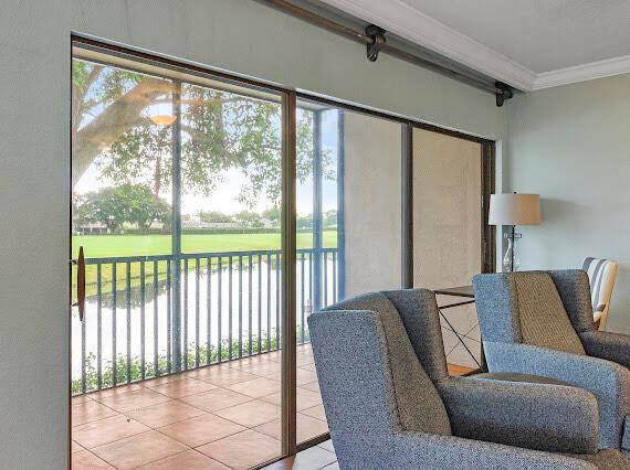 501 W Greensward Lane 101-C