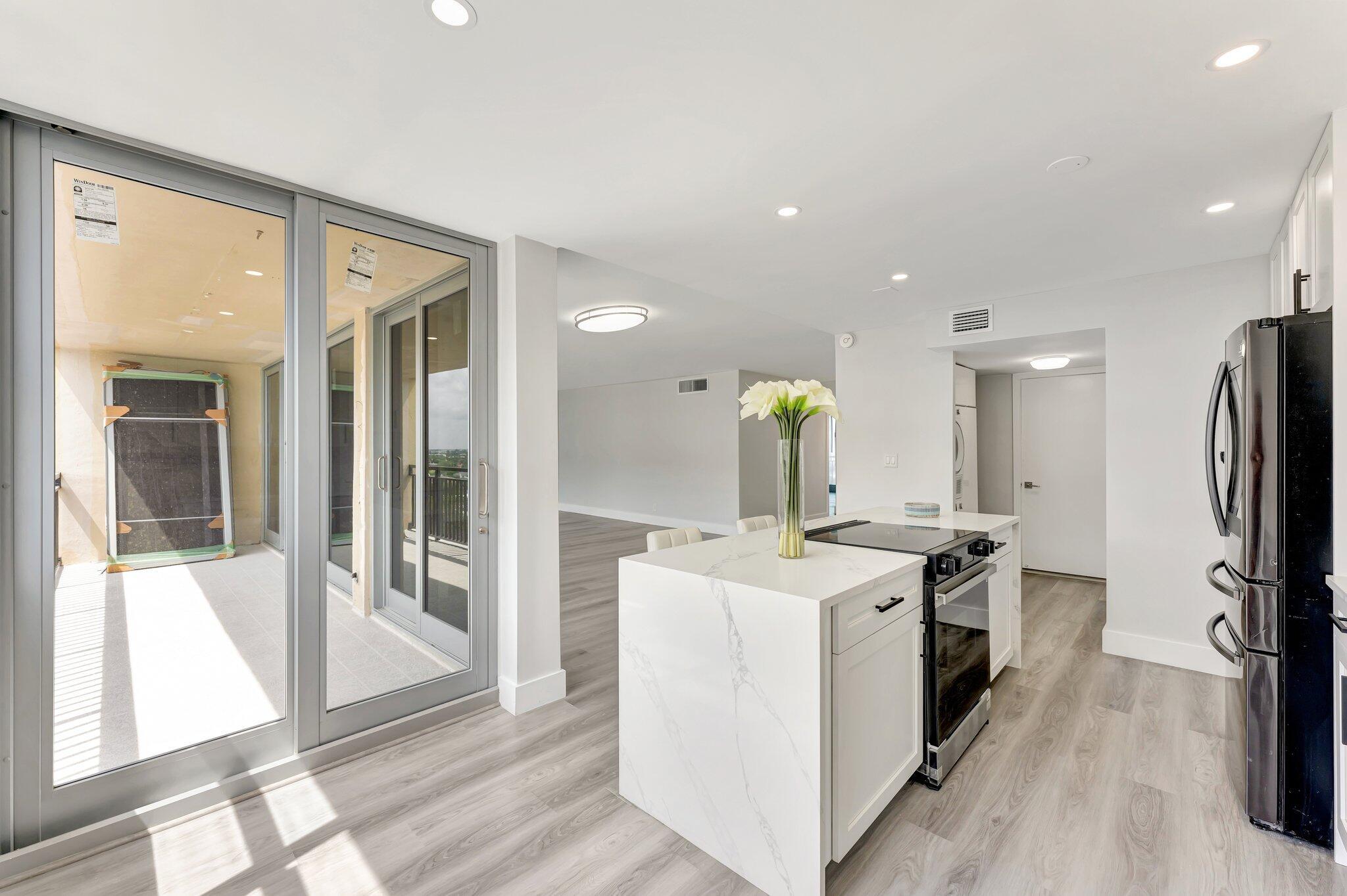 1180 S Ocean Boulevard 15b