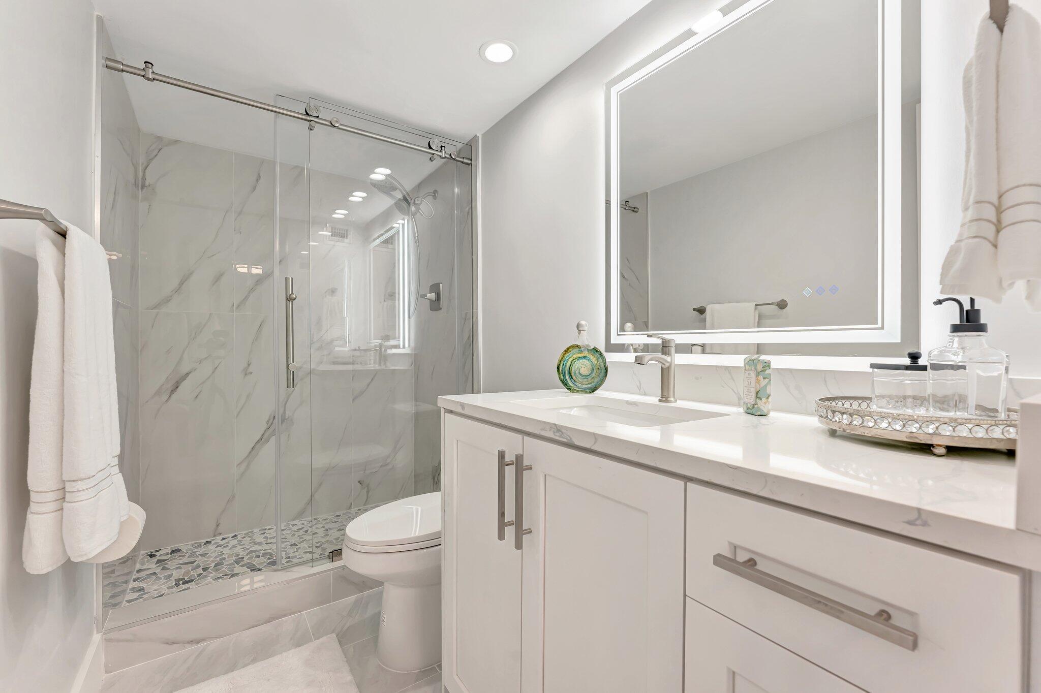 1180 S Ocean Boulevard 15b