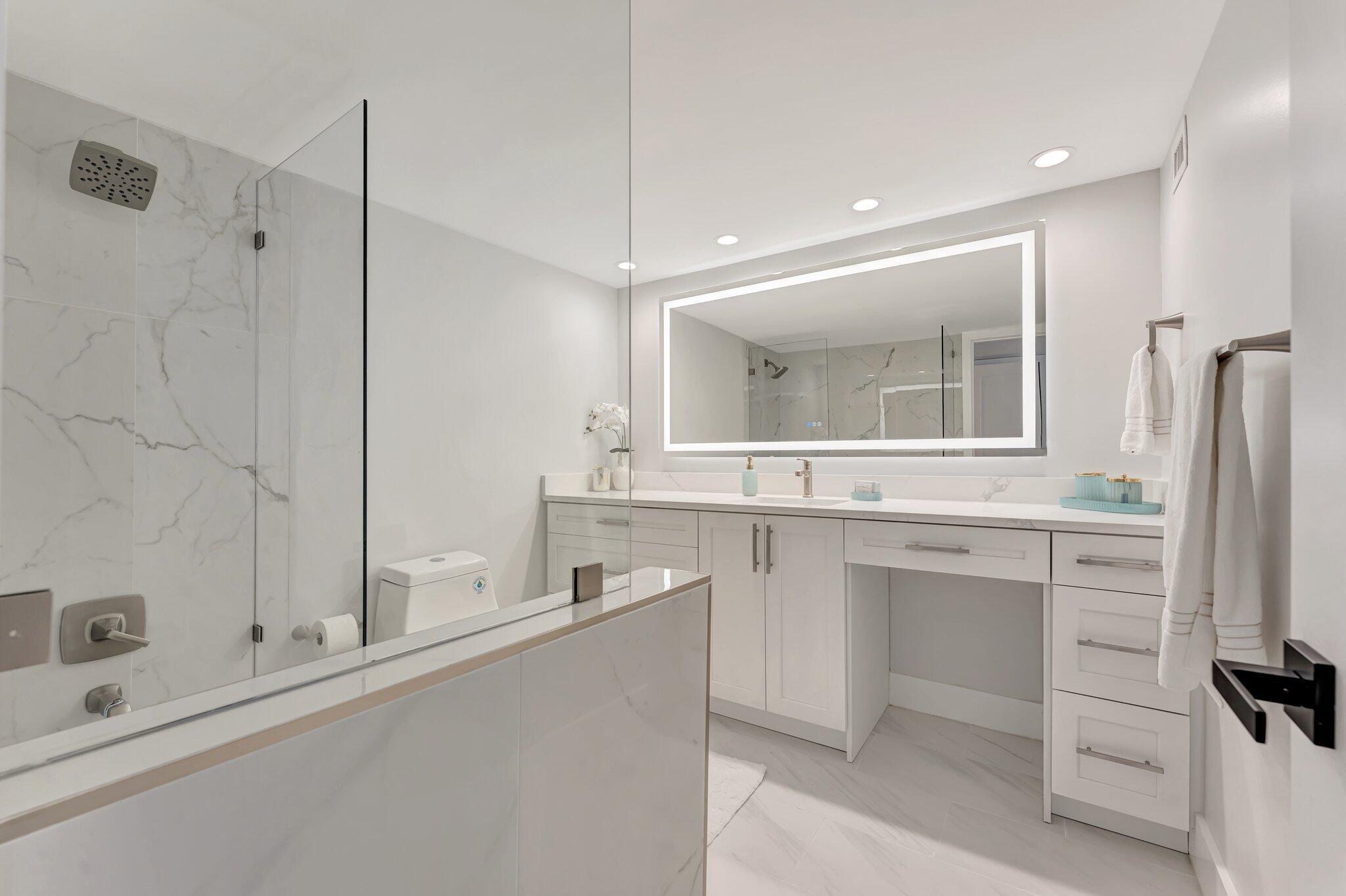 1180 S Ocean Boulevard 15b