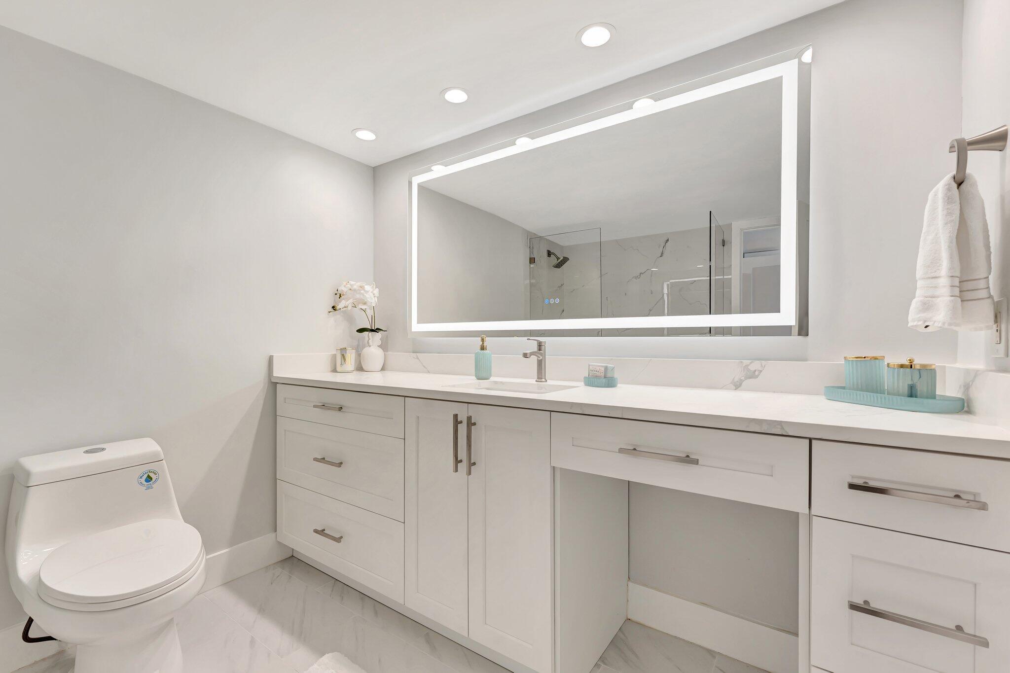 1180 S Ocean Boulevard 15b