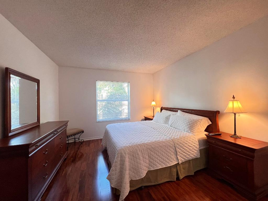 1306 Tuscany Way 306