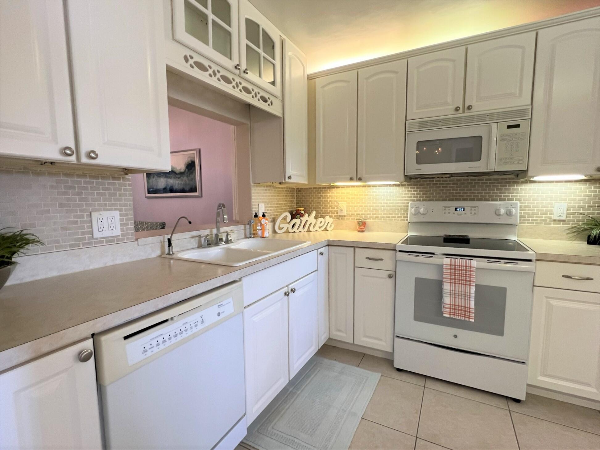 3114 SW 20th Terrace 23b1