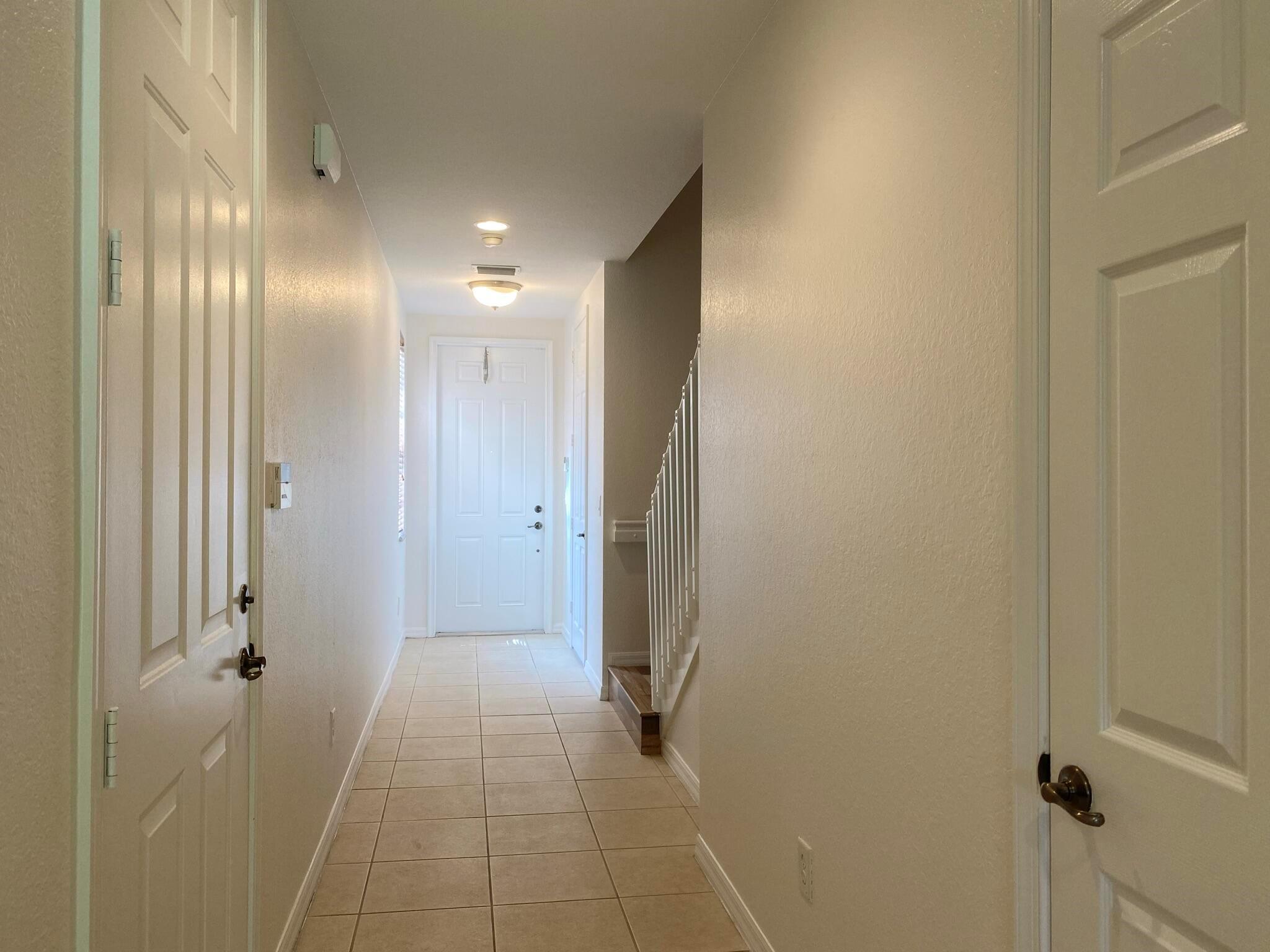 106 S Longport Circle 14d