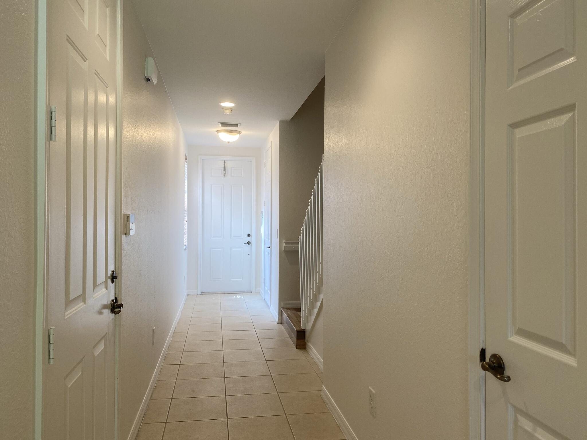 106 S Longport Circle 14d
