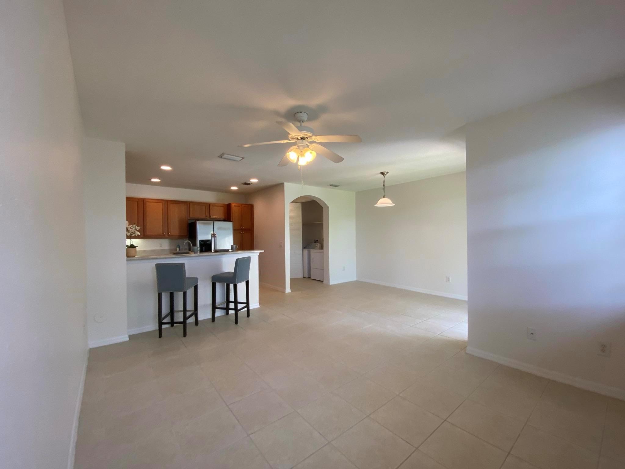 106 S Longport Circle 14d