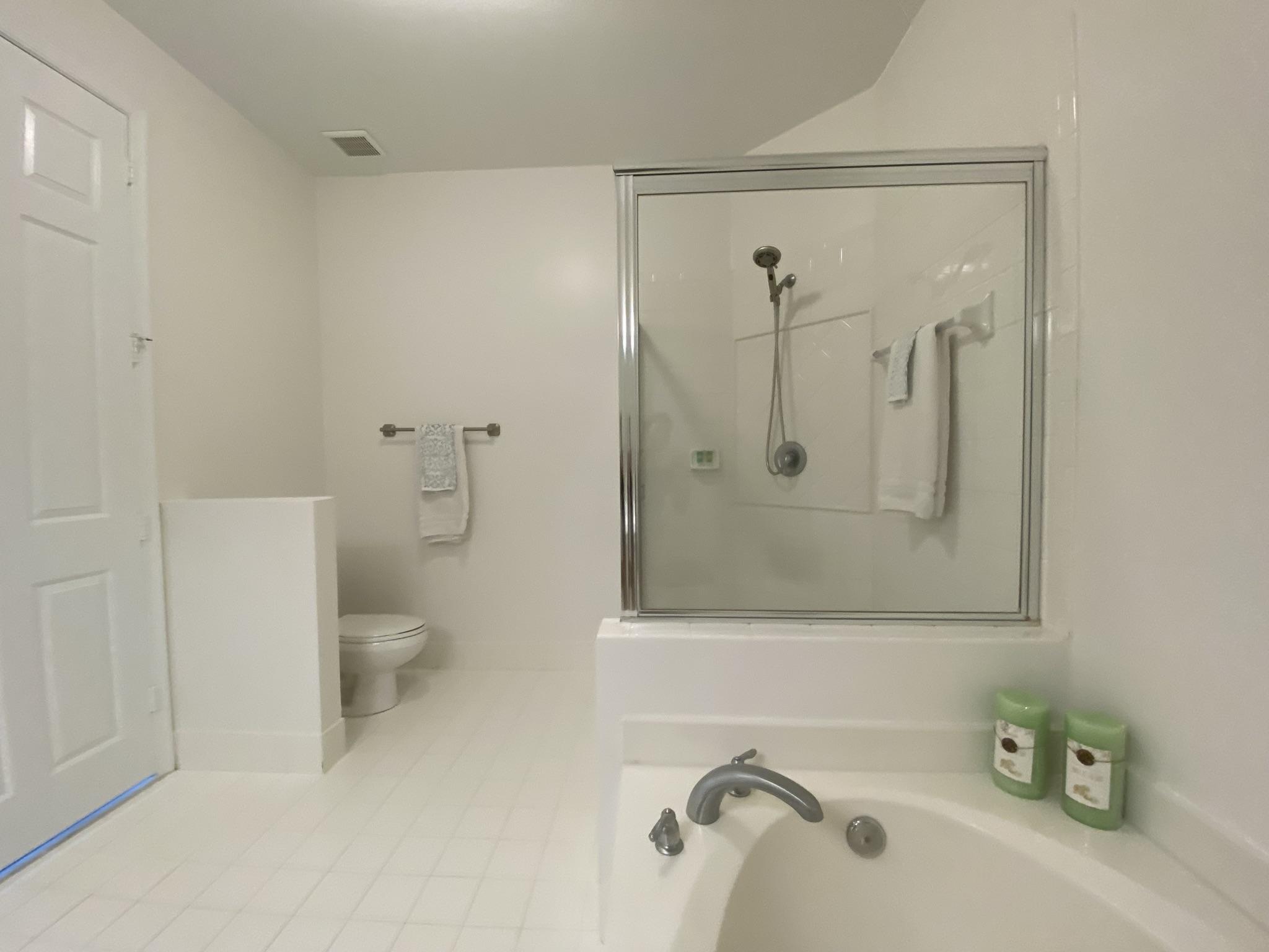 106 S Longport Circle 14d