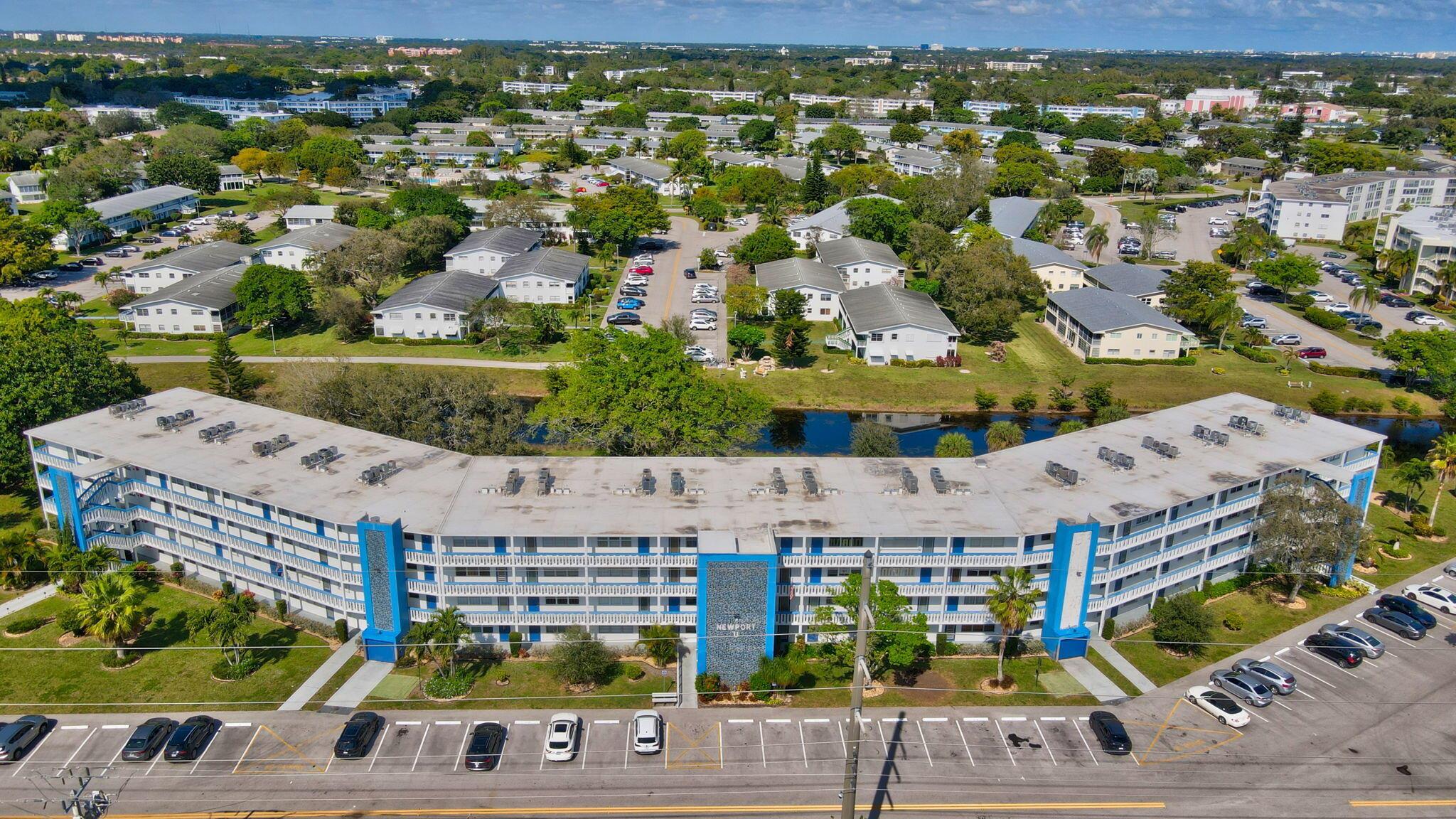 1108 Newport U