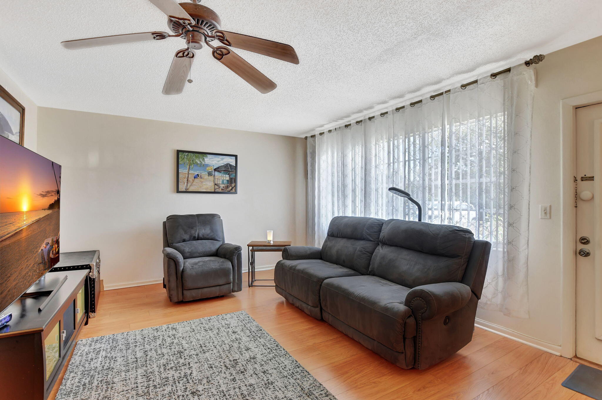 1108 Newport U
