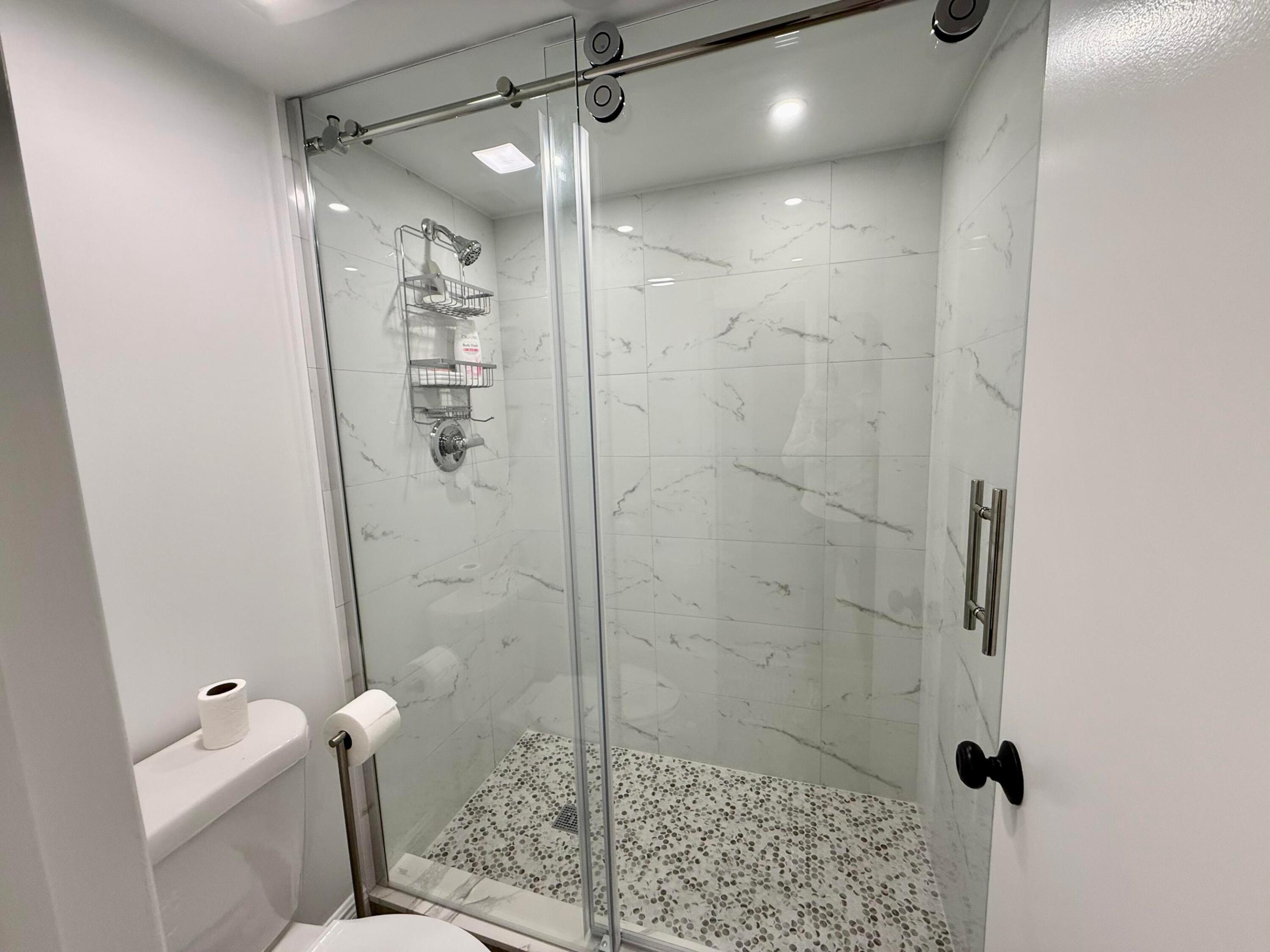 2255 Lindell Boulevard 4310