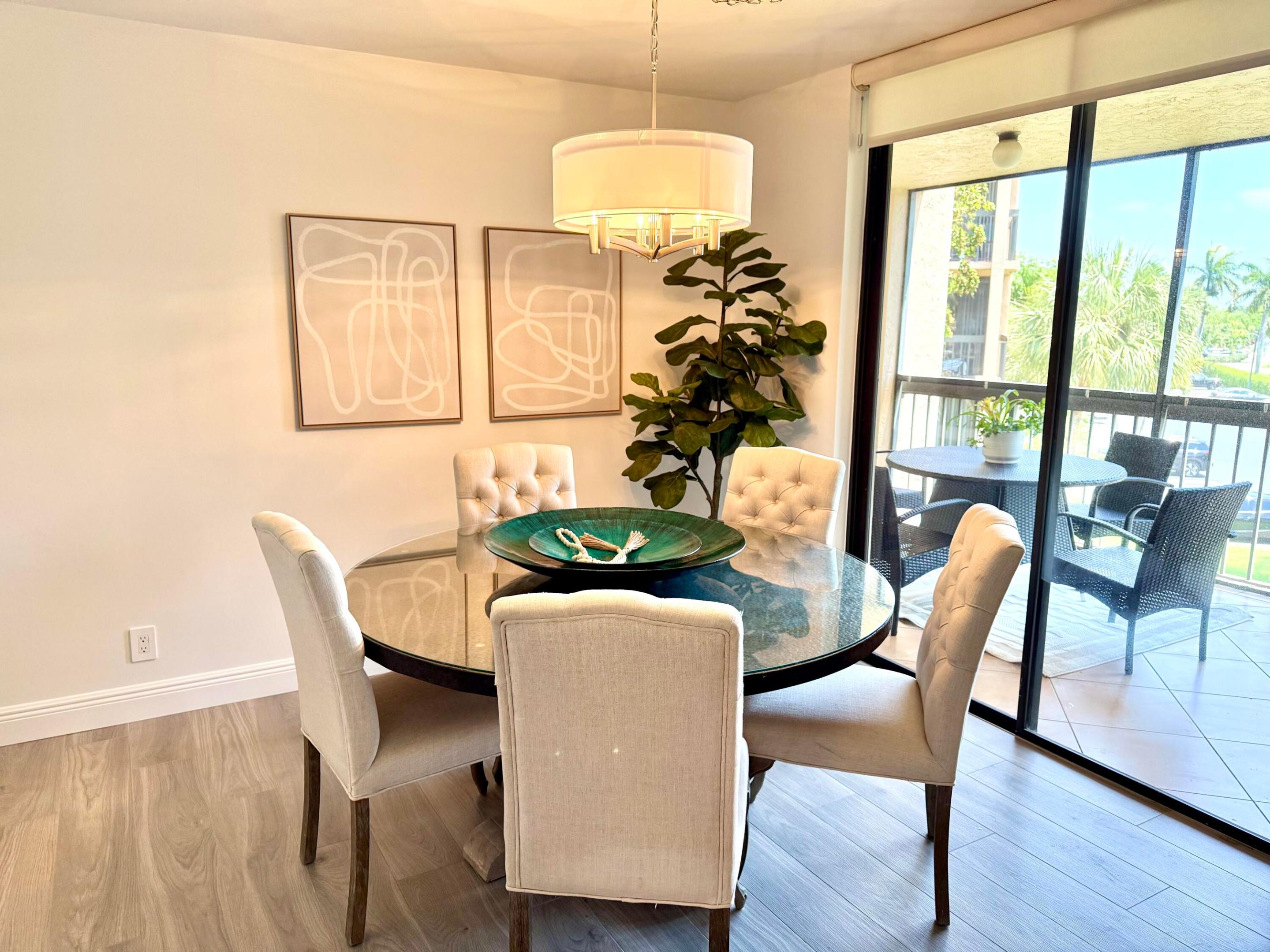 2255 Lindell Boulevard 4310