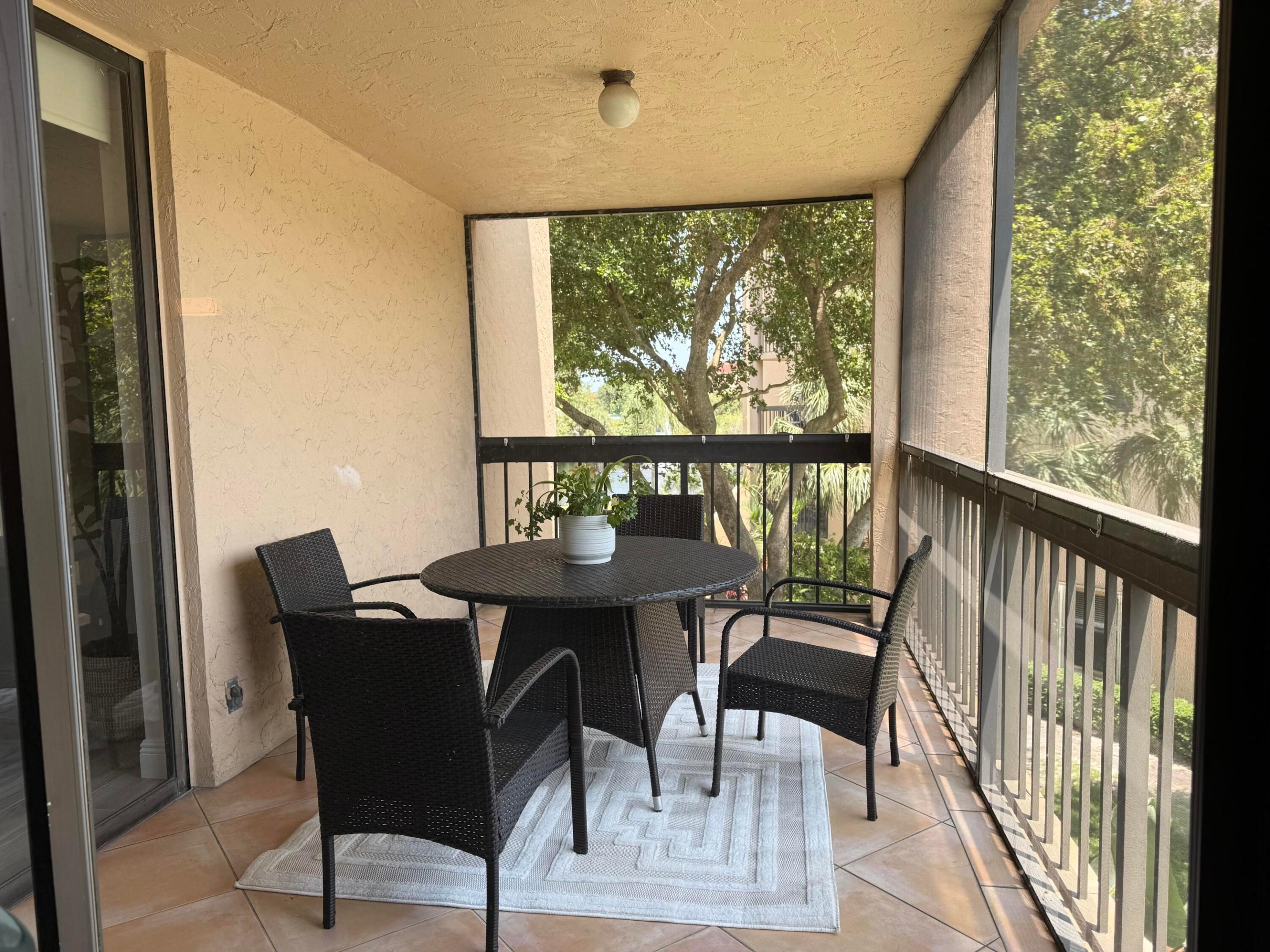 2255 Lindell Boulevard 4310