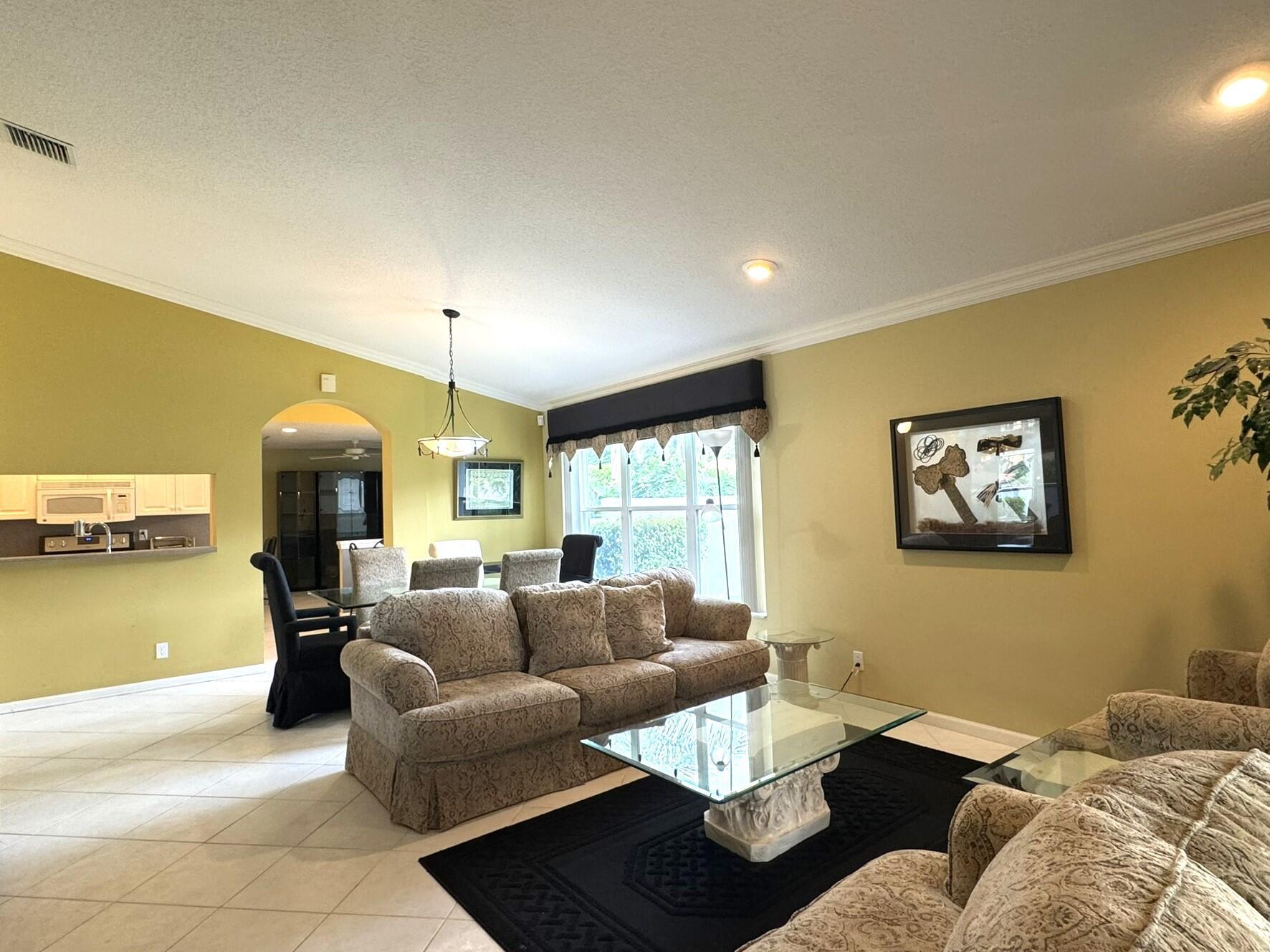 7453 Granville Avenue