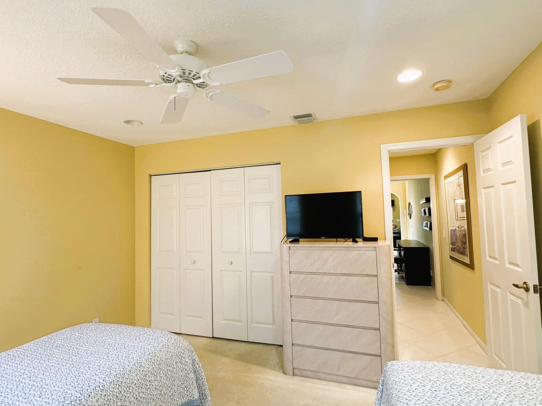 7453 Granville Avenue